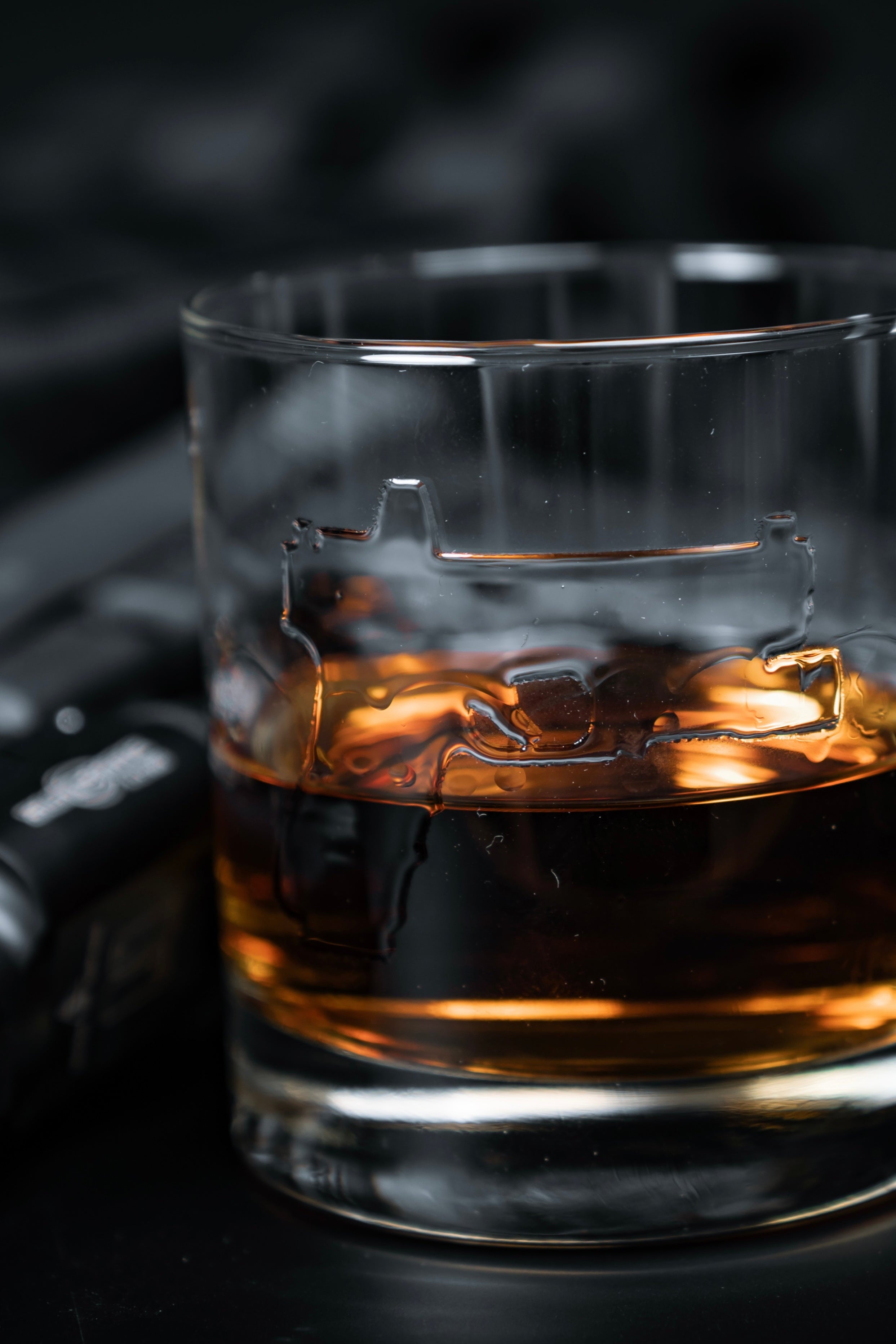 HANDGUN BOURBON GLASS