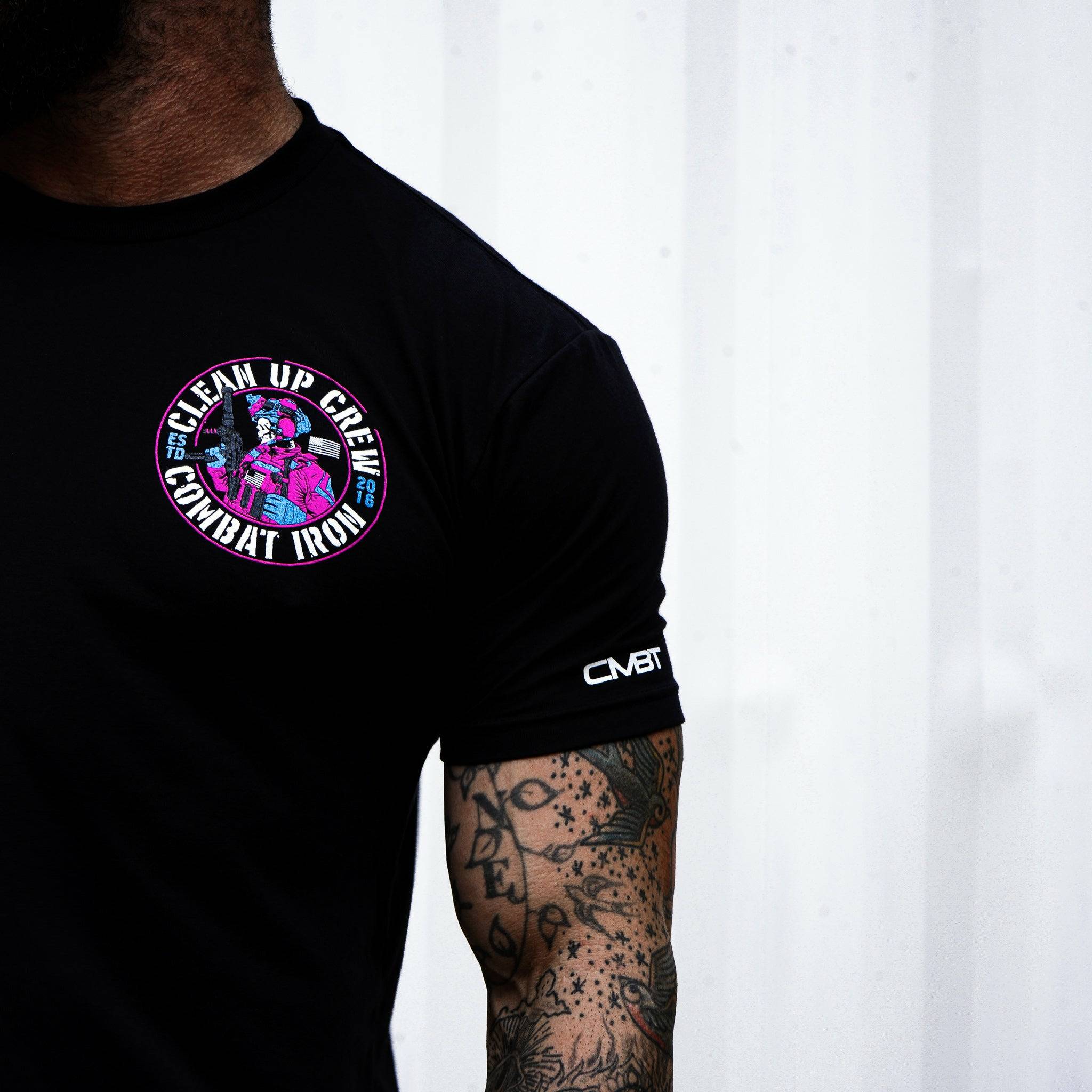 Herren-T-Shirt mit Totenkopfmotiv „Clean up Crew Operator“