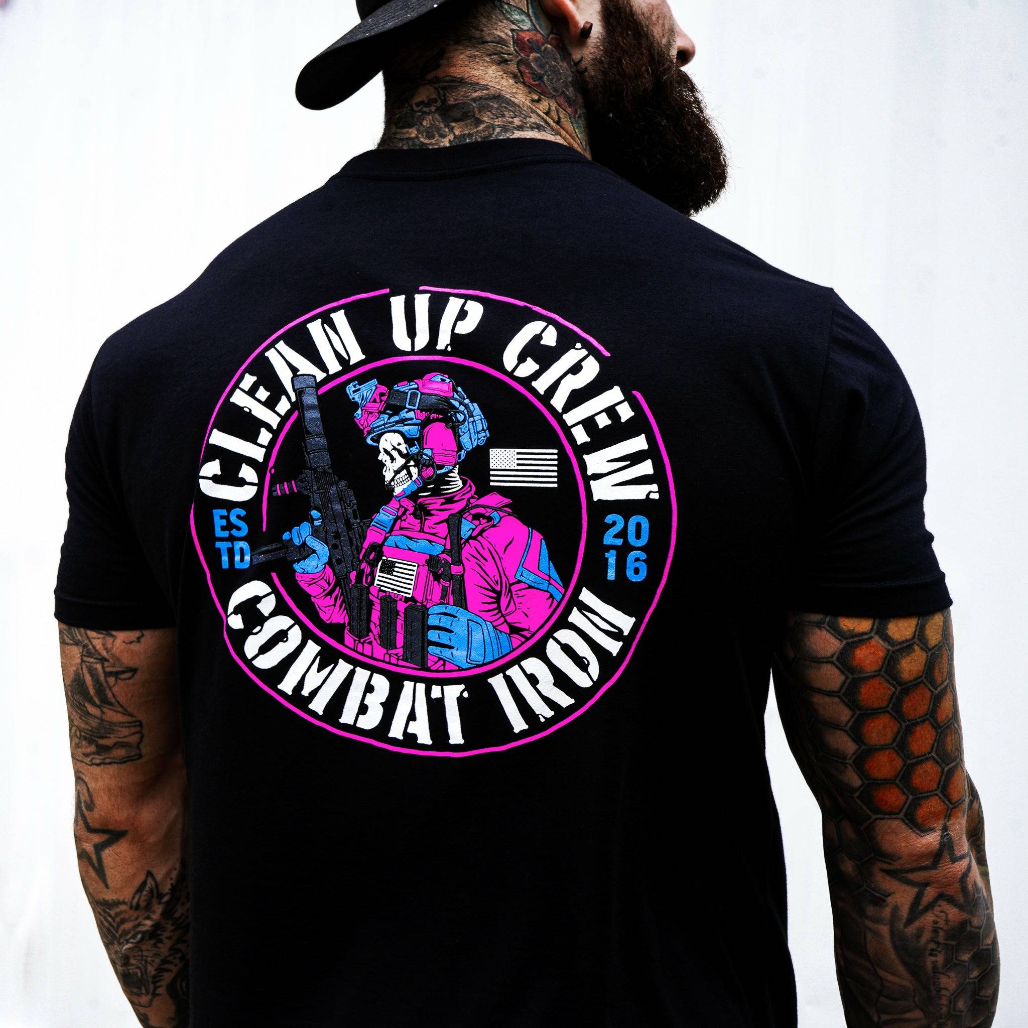 Herren-T-Shirt mit Totenkopfmotiv „Clean up Crew Operator“