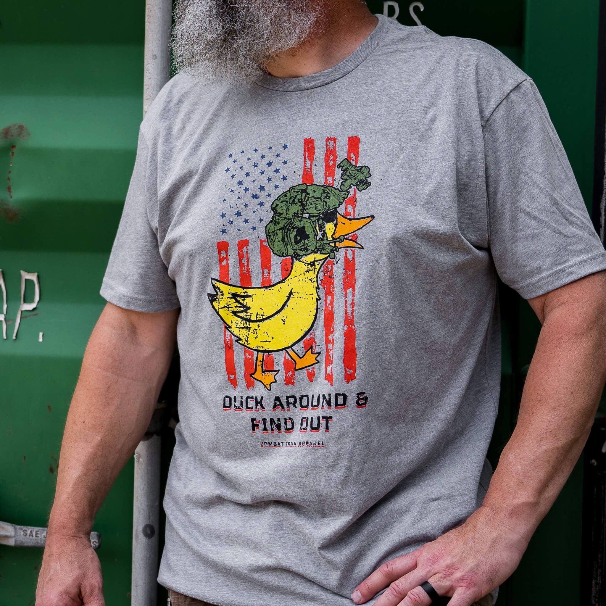 Duck Around and Find Out Herren T-Shirt