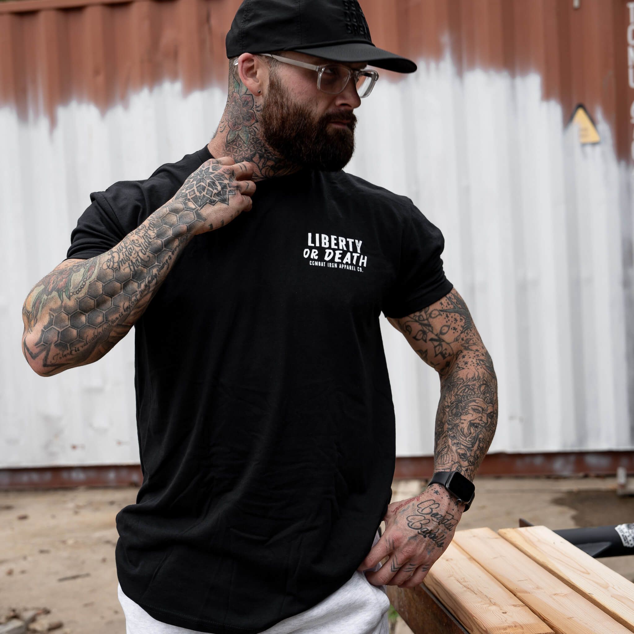 ES IST NUR VERRAT, WENN MAN VERLIERT HERREN T-SHIRT