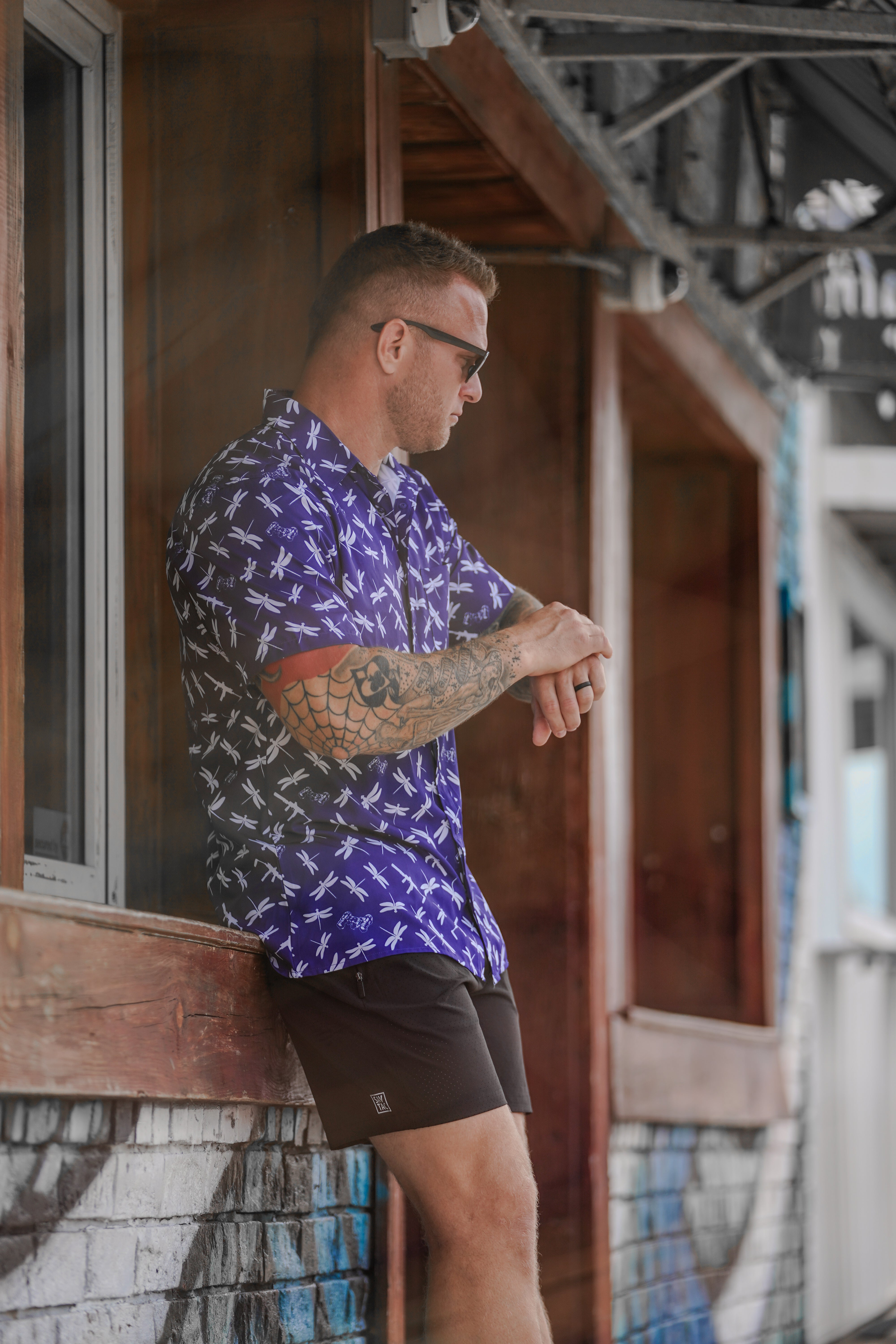 Camisa con botones Night Raider