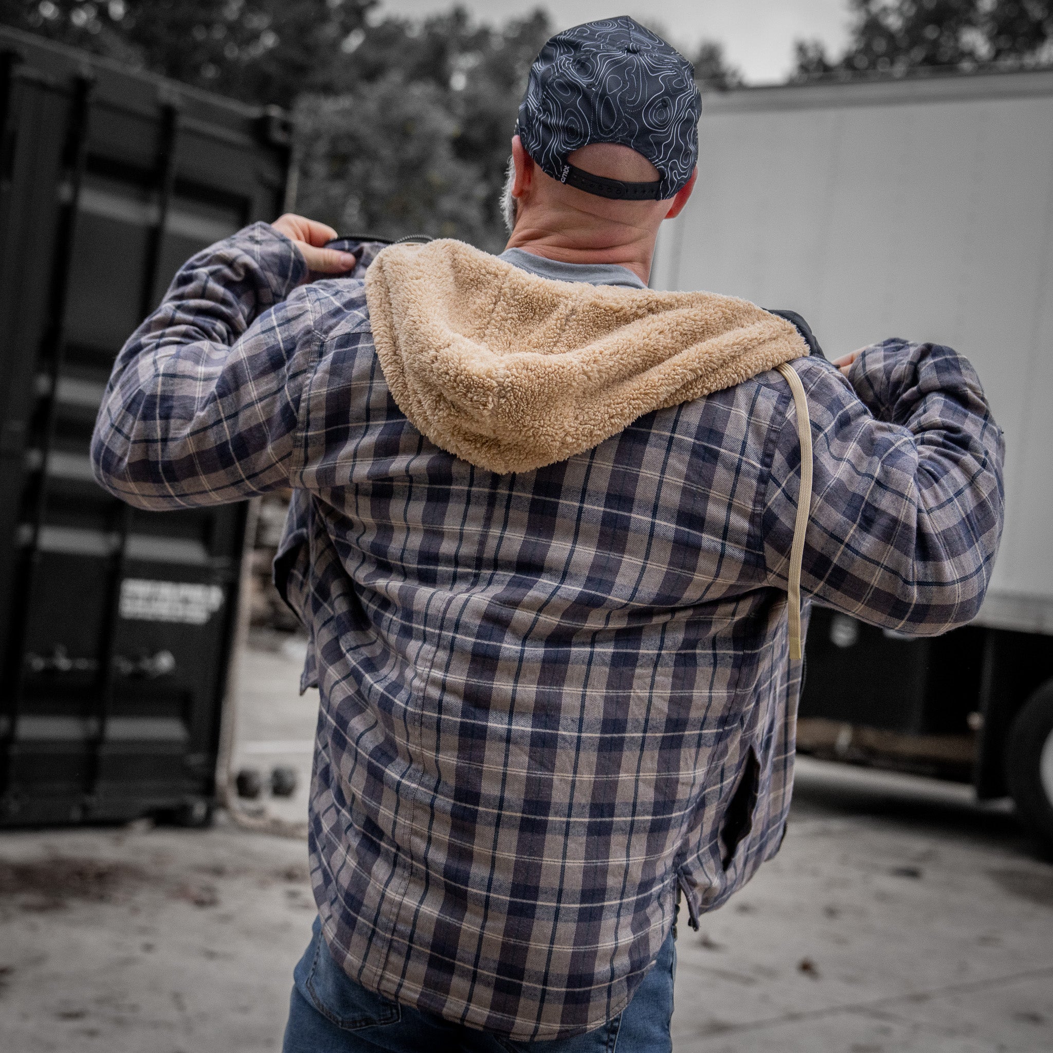 Frontier Zip Flannel with hood