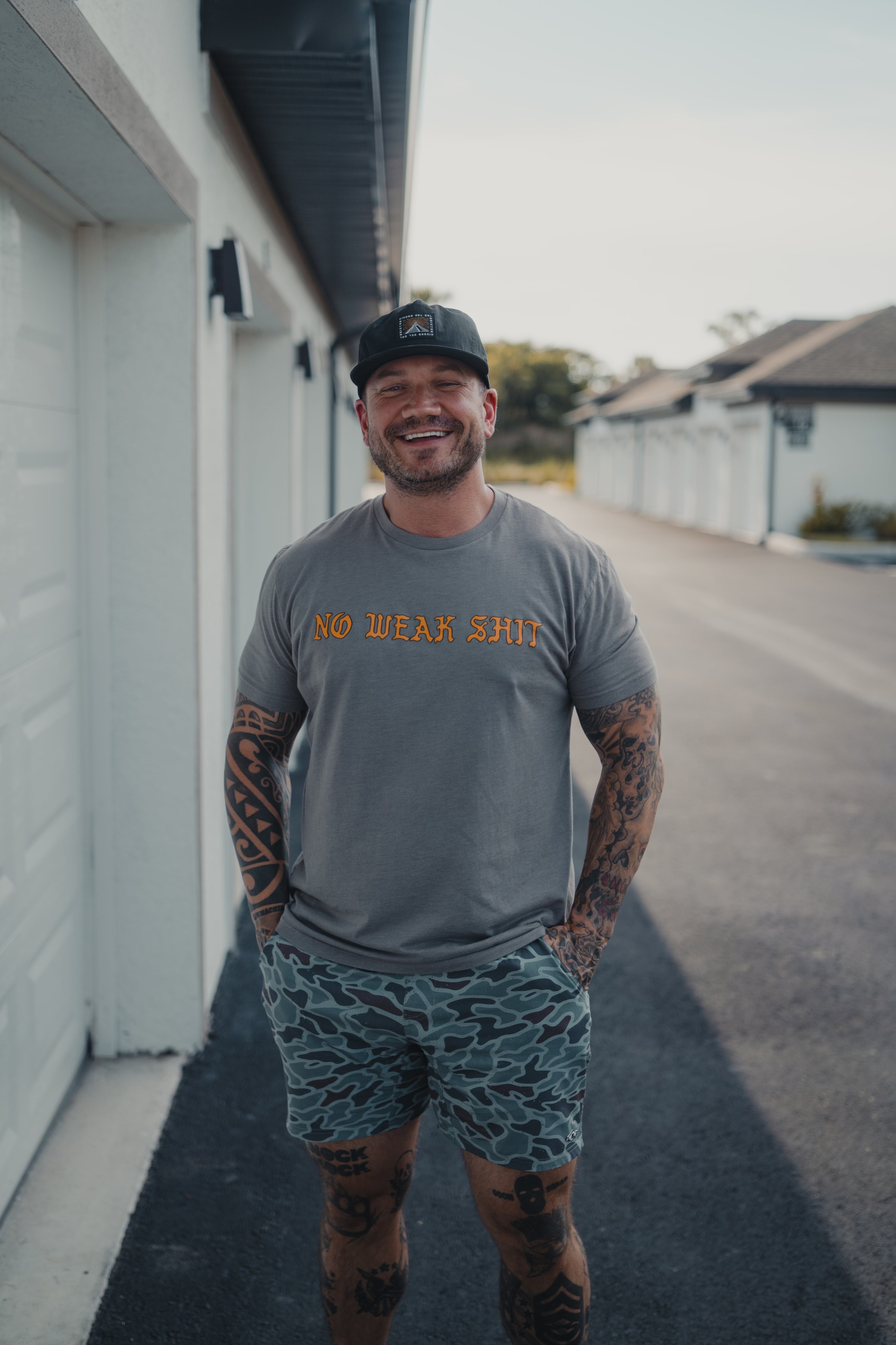 Camiseta sin mierda débil