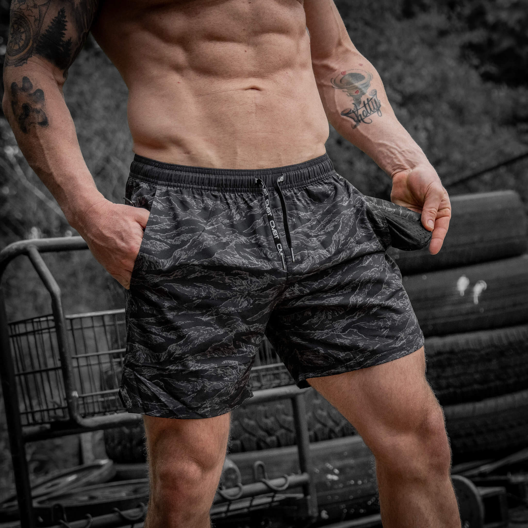 Men's Hybrid Athletic Shorts | 5.5" Inseam