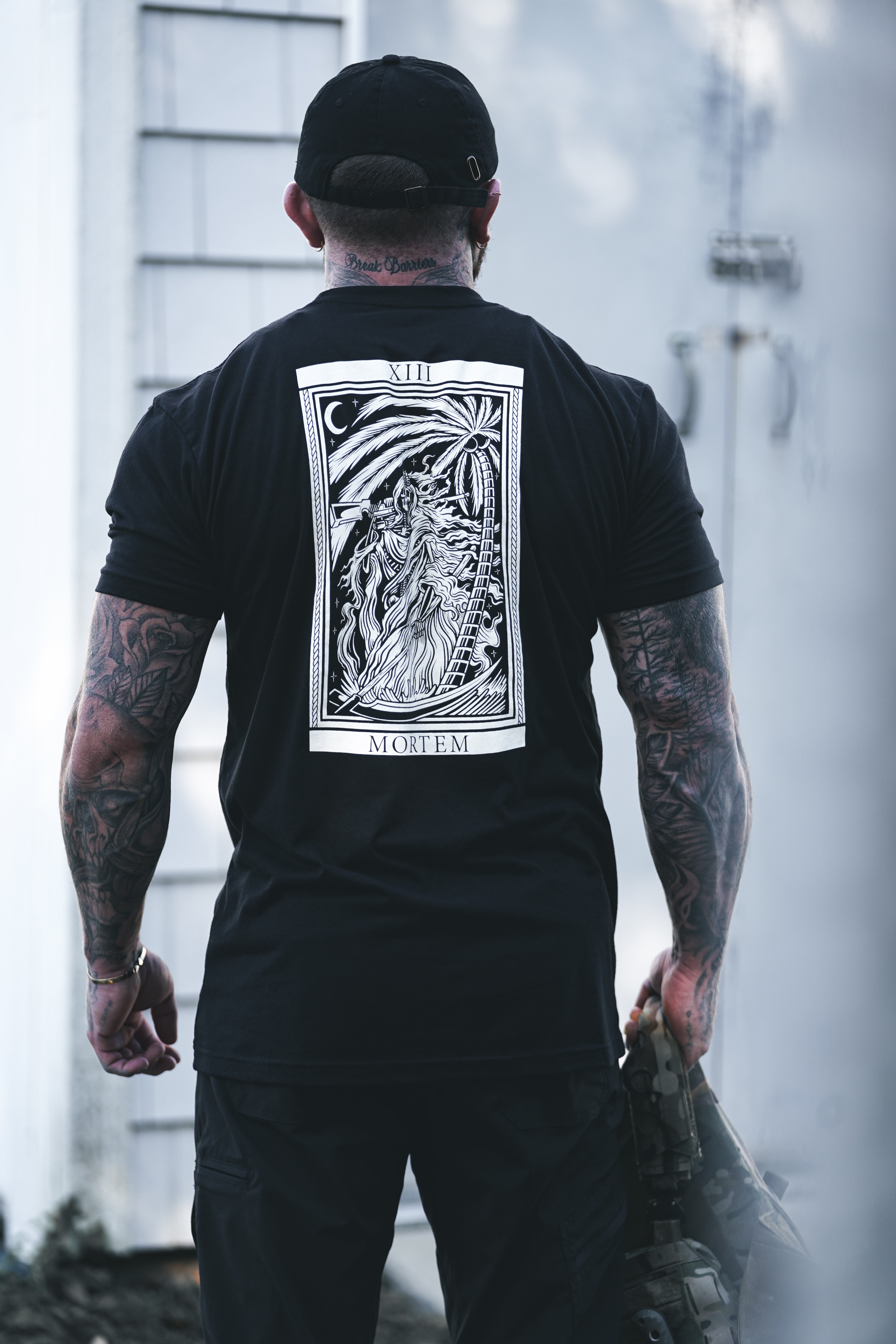 LUCKY 13 TEE