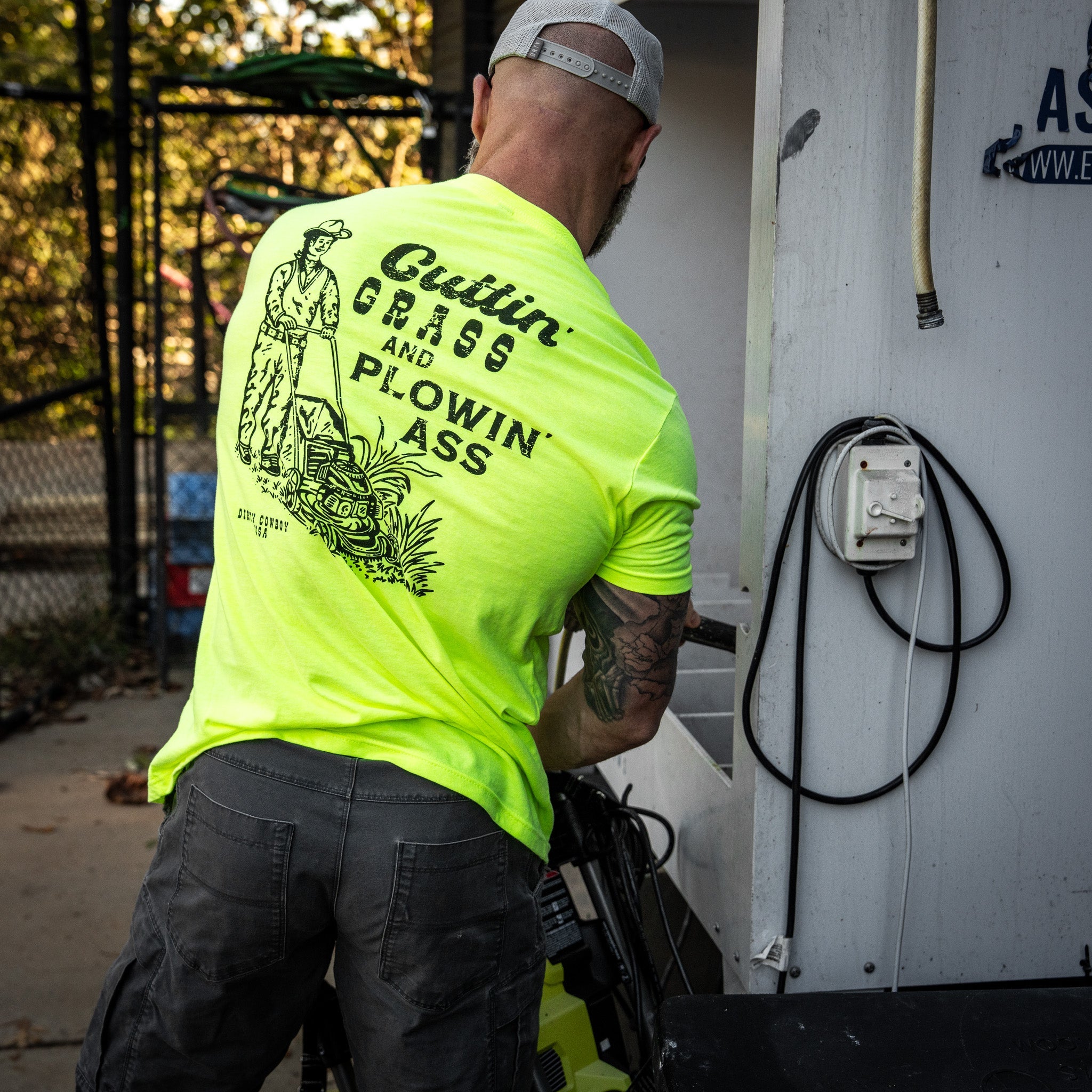 Cutting Grass & Plowin' Ass Men's T-Shirt