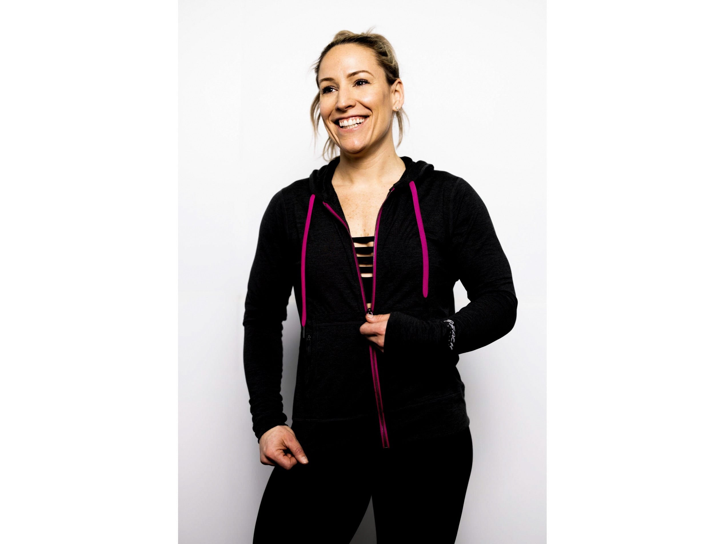 Victory Jogger Zip-Up - Solid Black