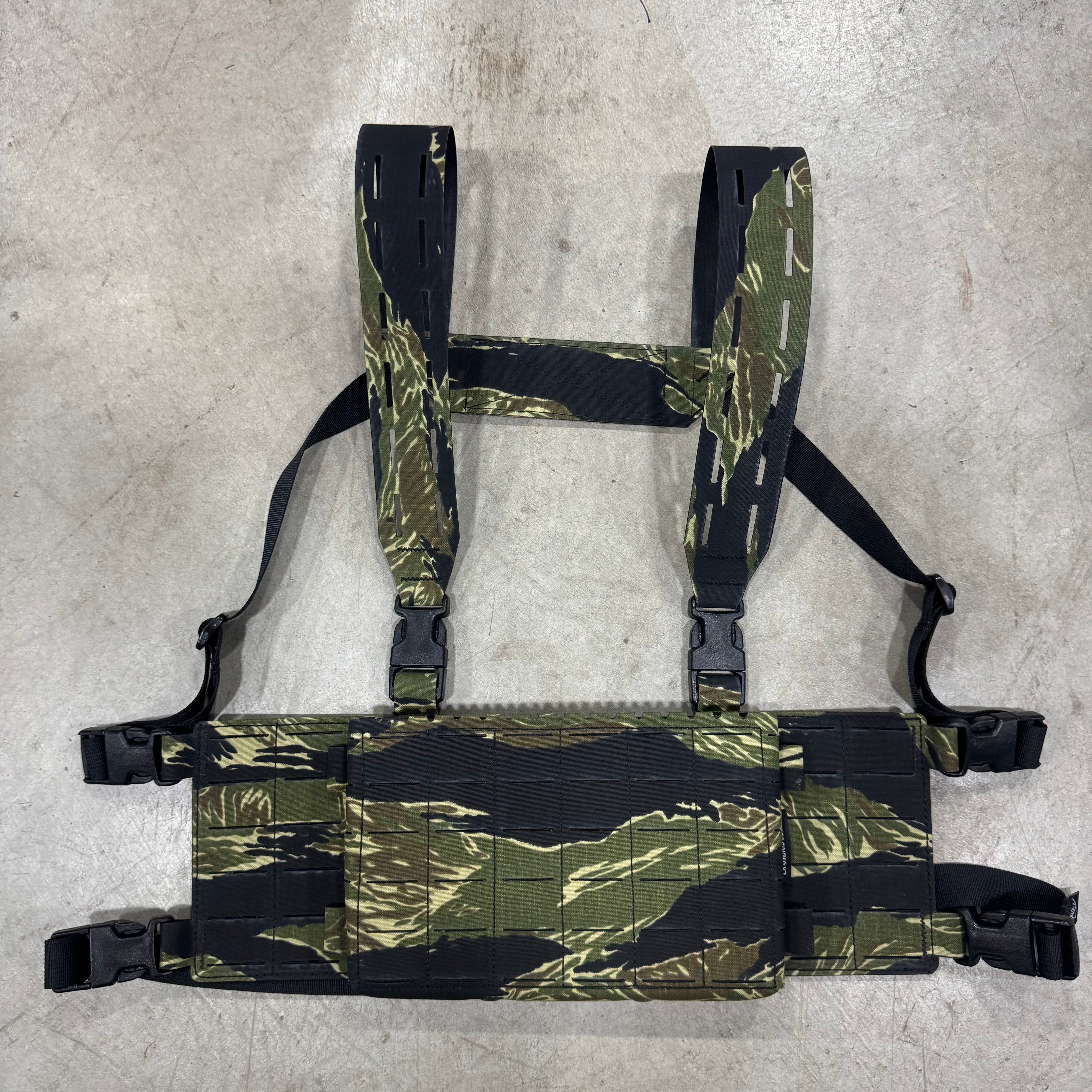 Tiger Stripe/Desert Tiger Stripe MACV Chassis