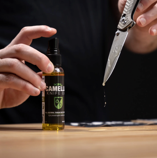 Camellia Kitchen Knife Oil - Carbon Steel and Cast Iron