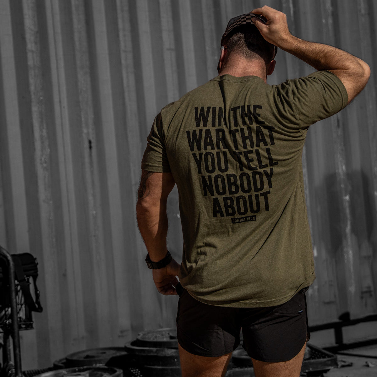 Win The War You Tell Nobody About Herren T-Shirt