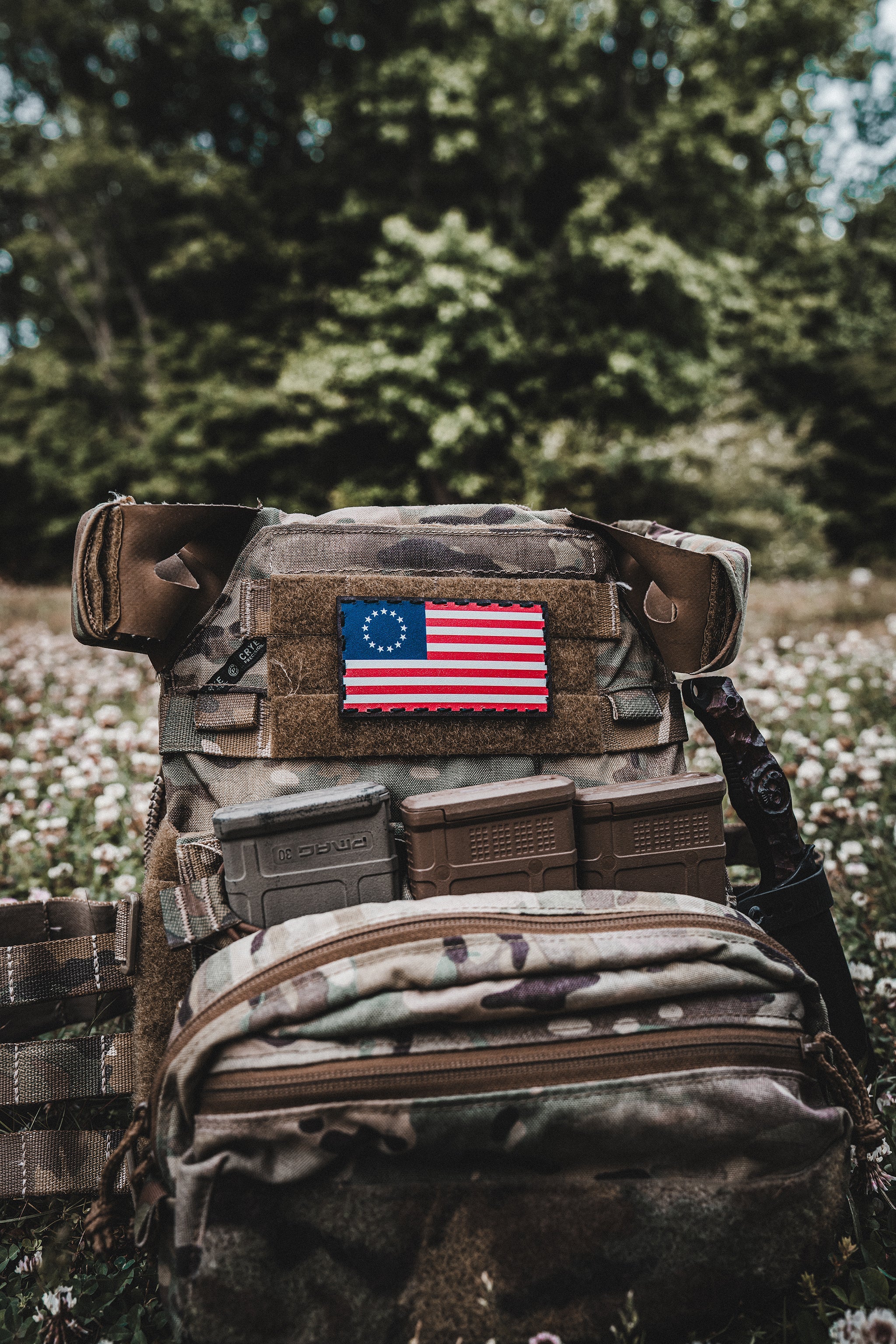 PARCHE DE CUERO CON BANDERA DE BETSY ROSS