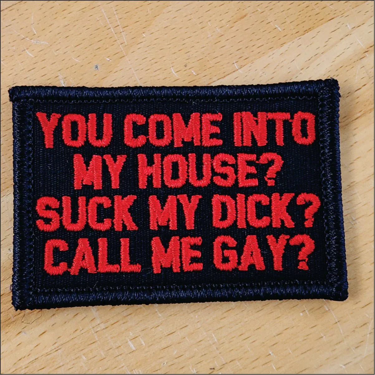 Como se vio en las redes sociales: ¿Entras en mi casa? ¿Me chupas la polla? ¿Me llamas gay? - Parche 2x3
