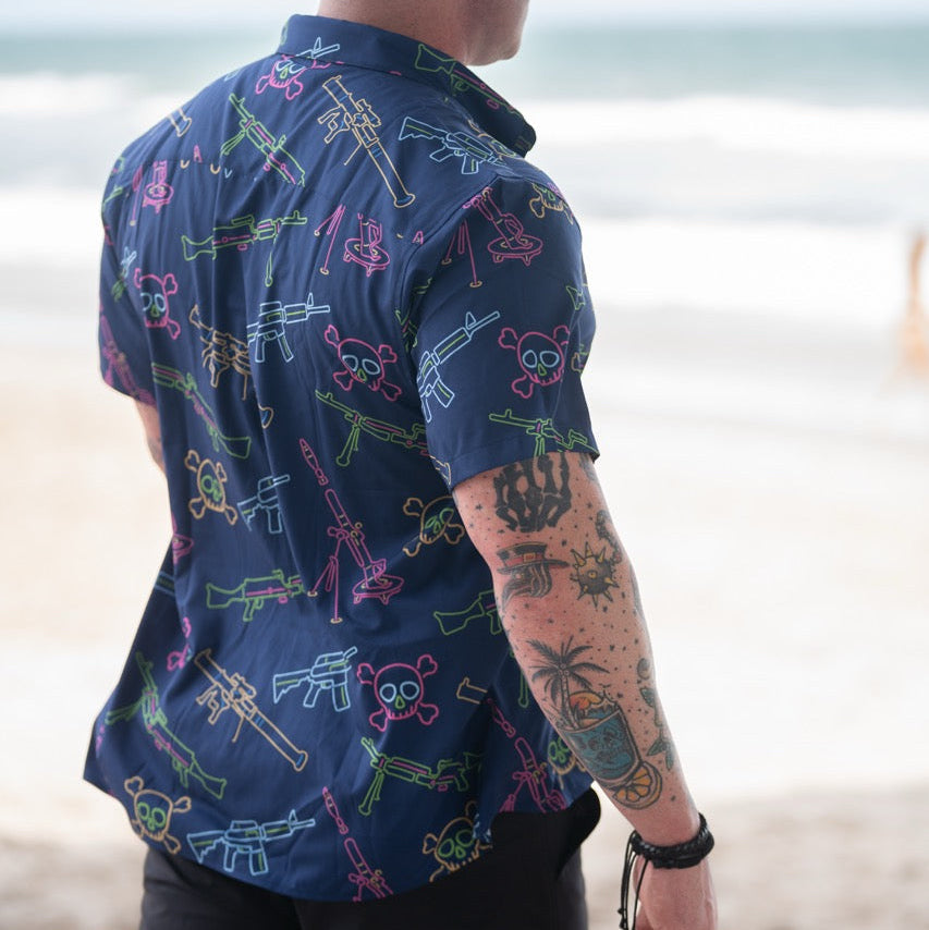 Neonlichter & Schusswechsel Button-up