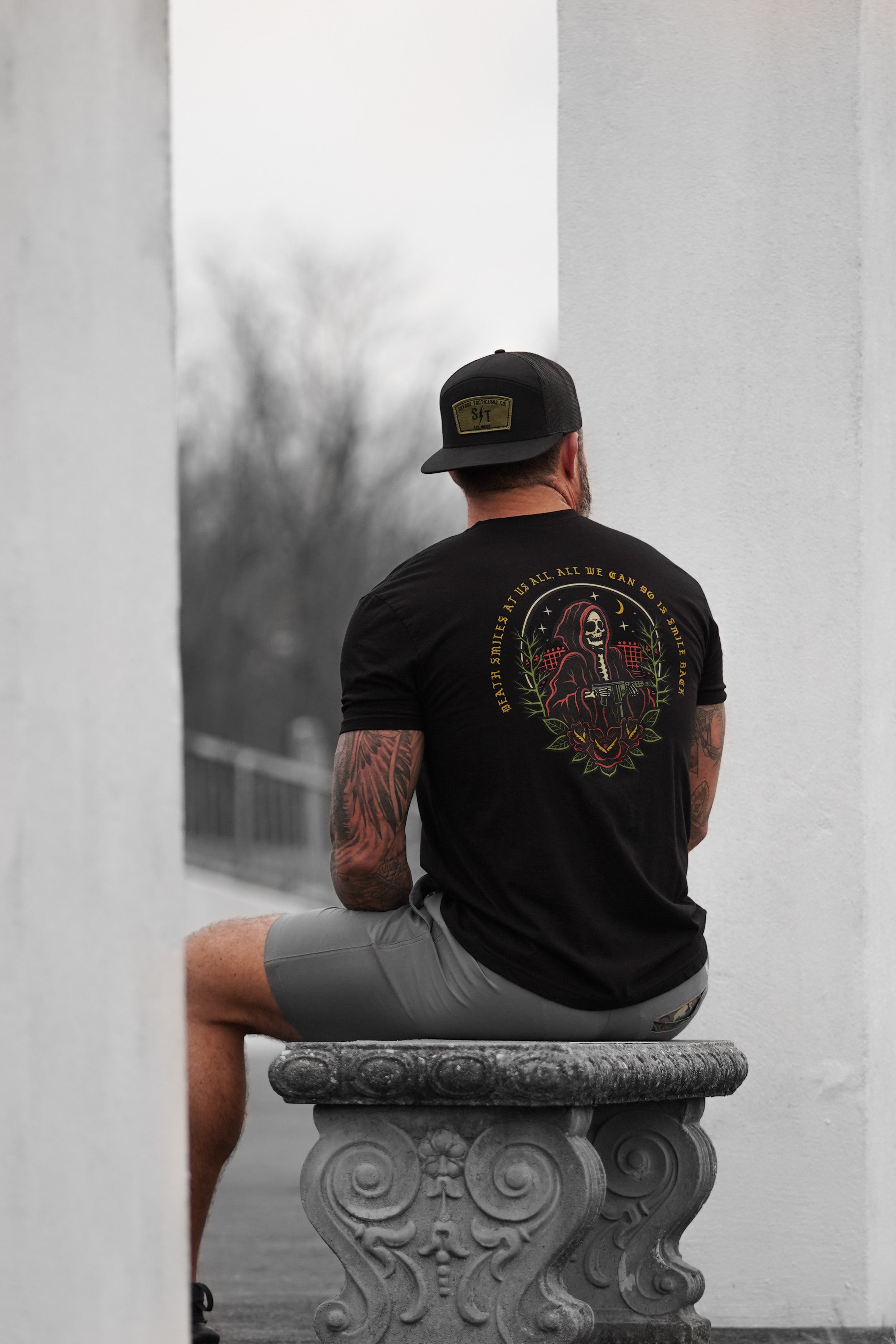 SMILE BACK TEE