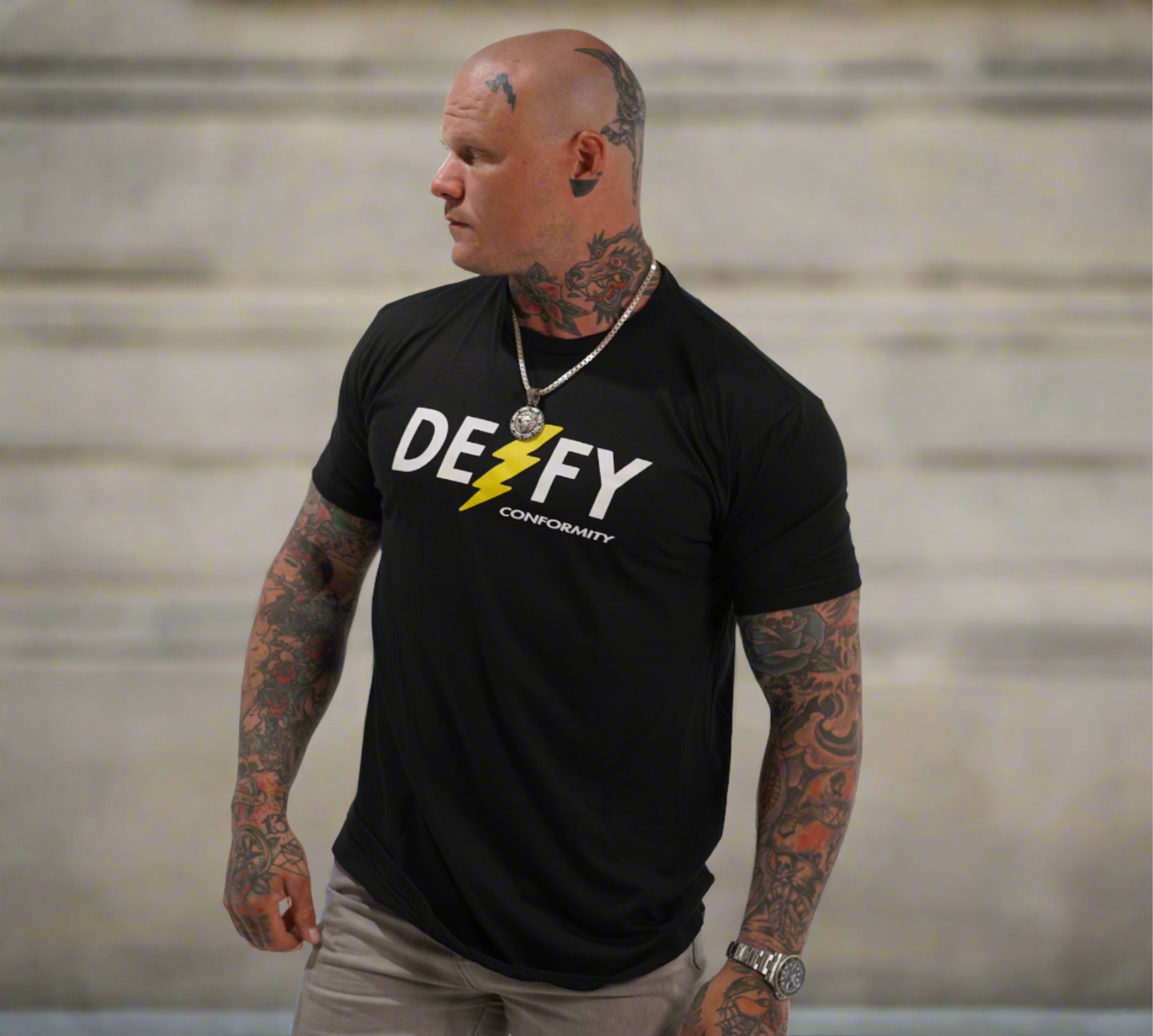DEFY CONFORMITY BOLT TEE