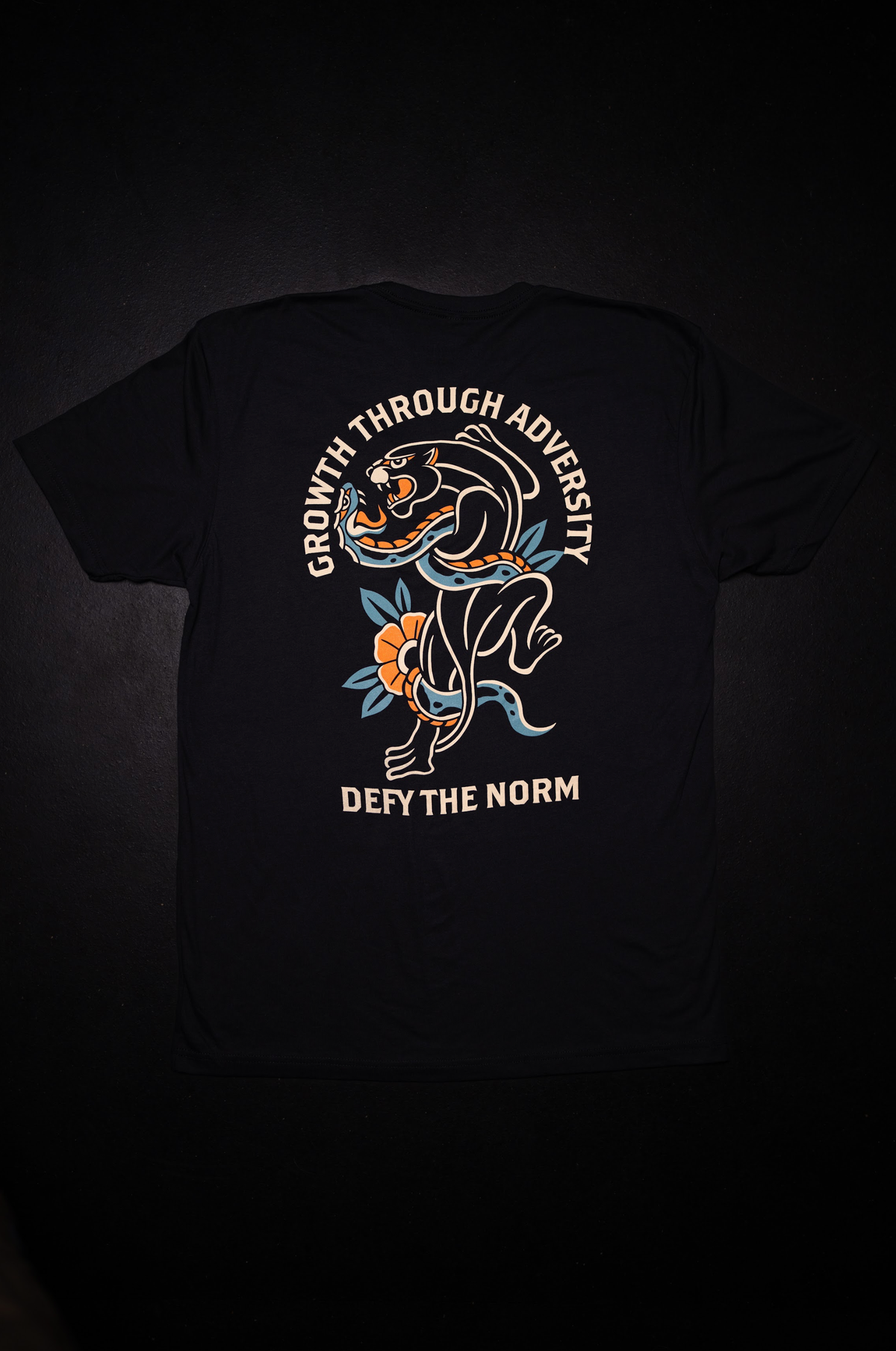 CAMISETA CRECIMIENTO A TRAVÉS DE LA ADVERSIDAD