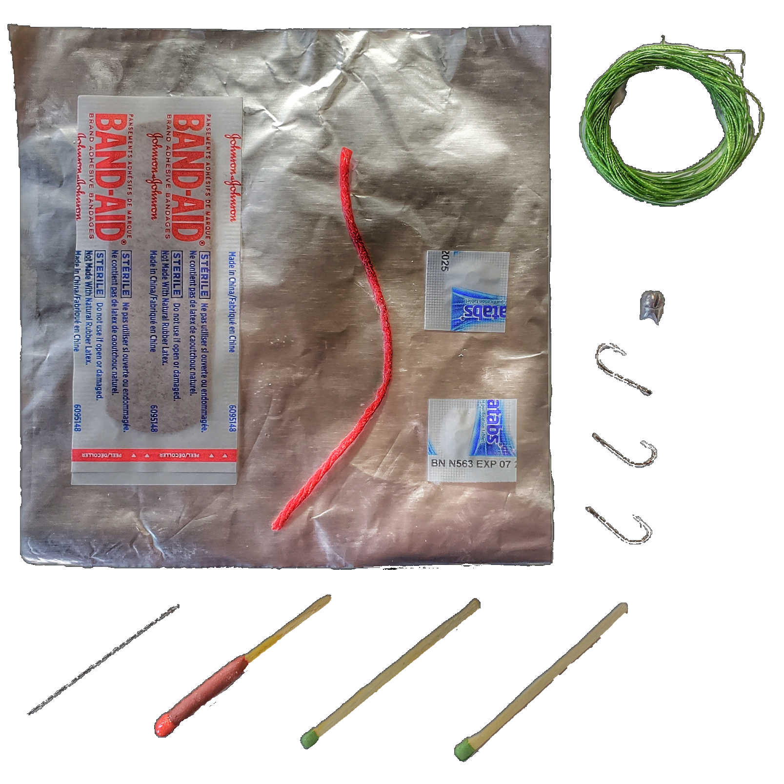 Bug Out Bracelet - Paracord Bracelet, Survive Offgrid with 30 item last ditch effort kit.