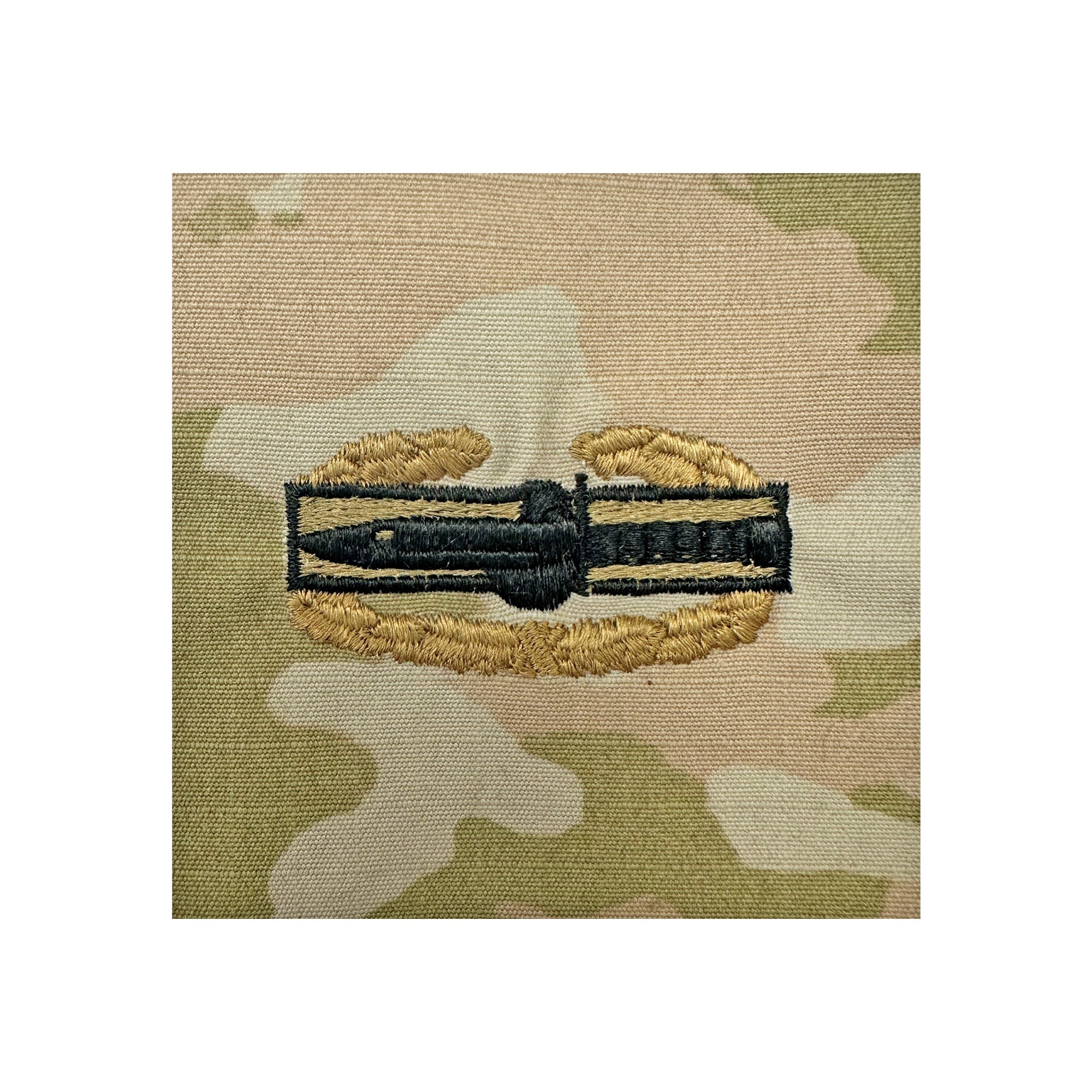 U.S. Army Master Combat C.A.B. COMBAT ACTION 1AWD Gold Wreath OCP Sew On
