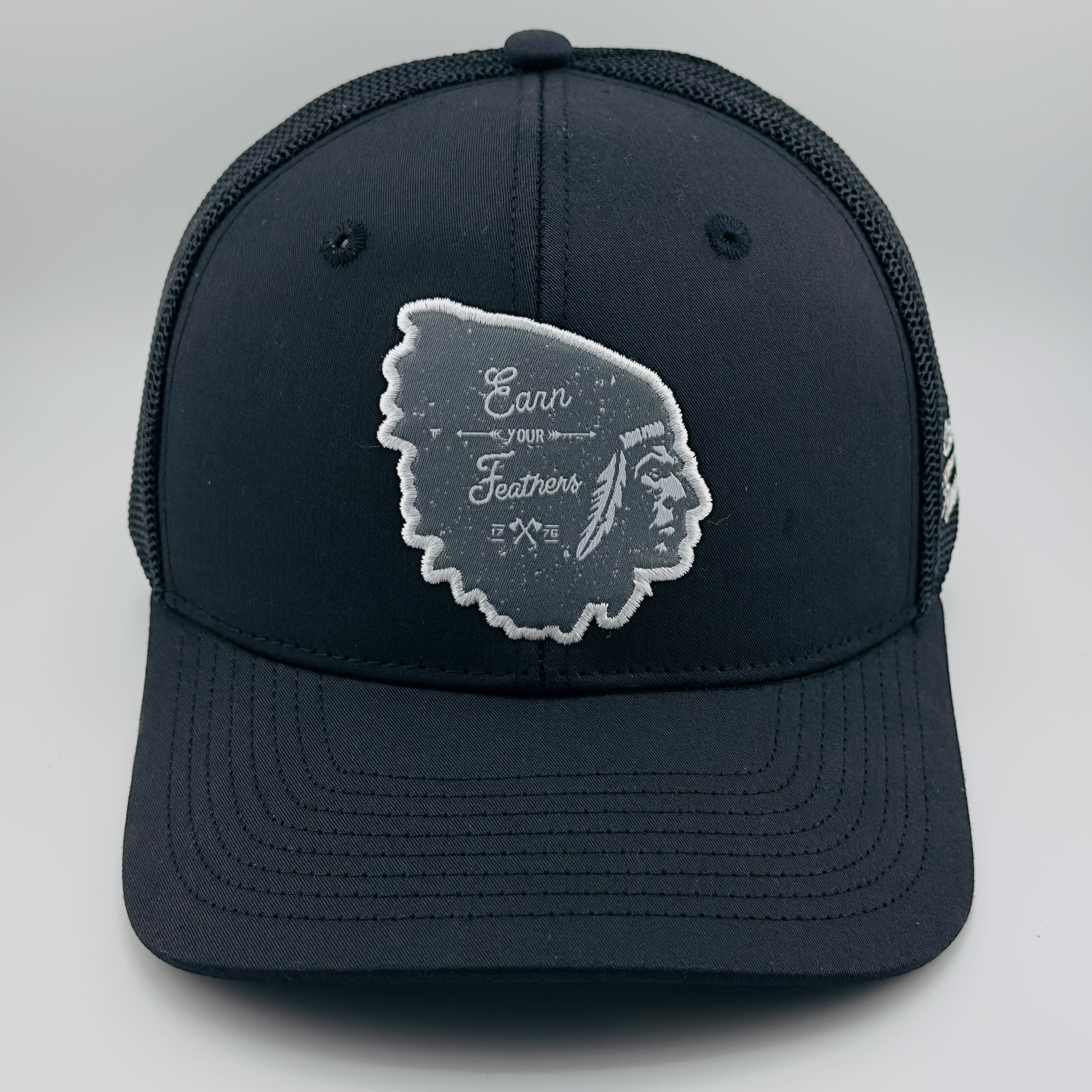 GORRA DE CAMIONERO "GANATE TUS PLUMAS"