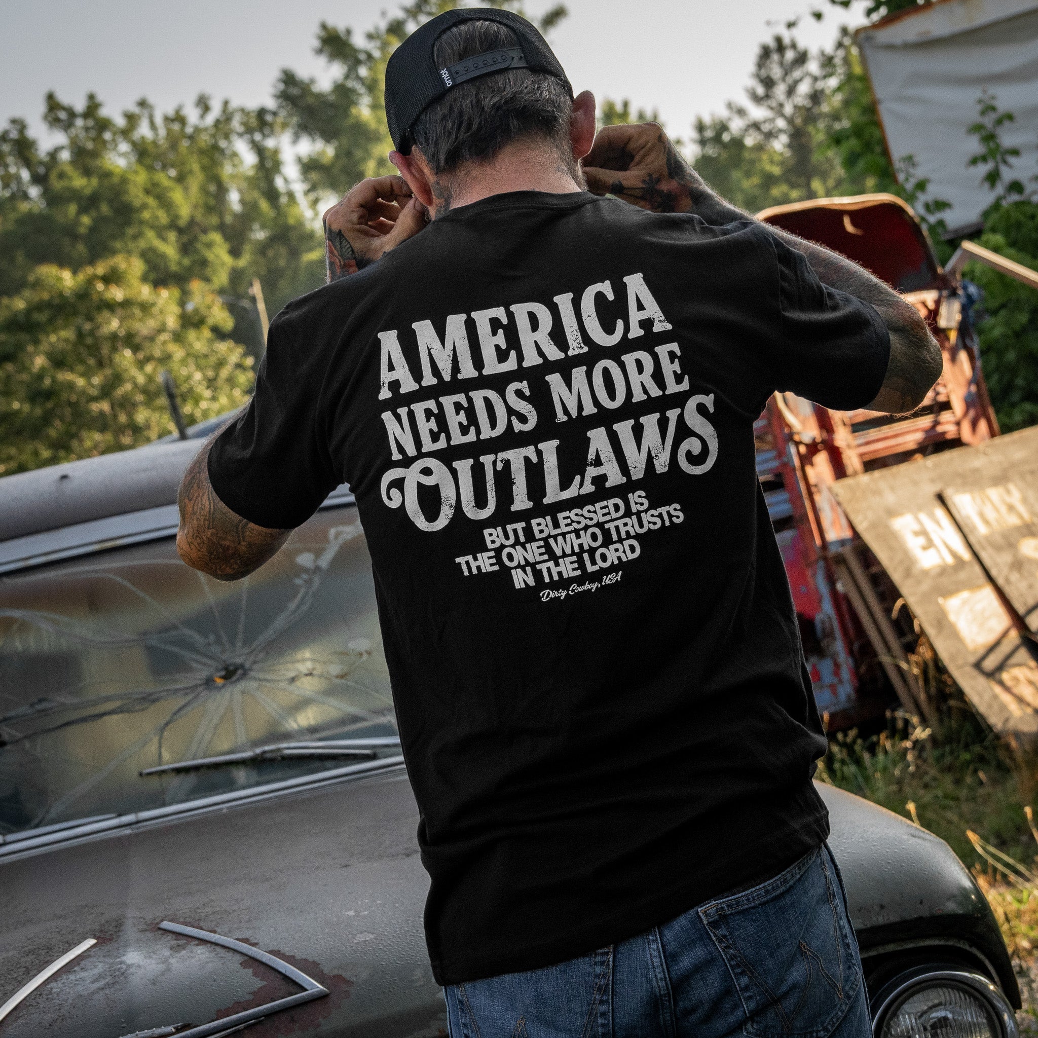 America Needs More Outlaws Men's T-Shirt