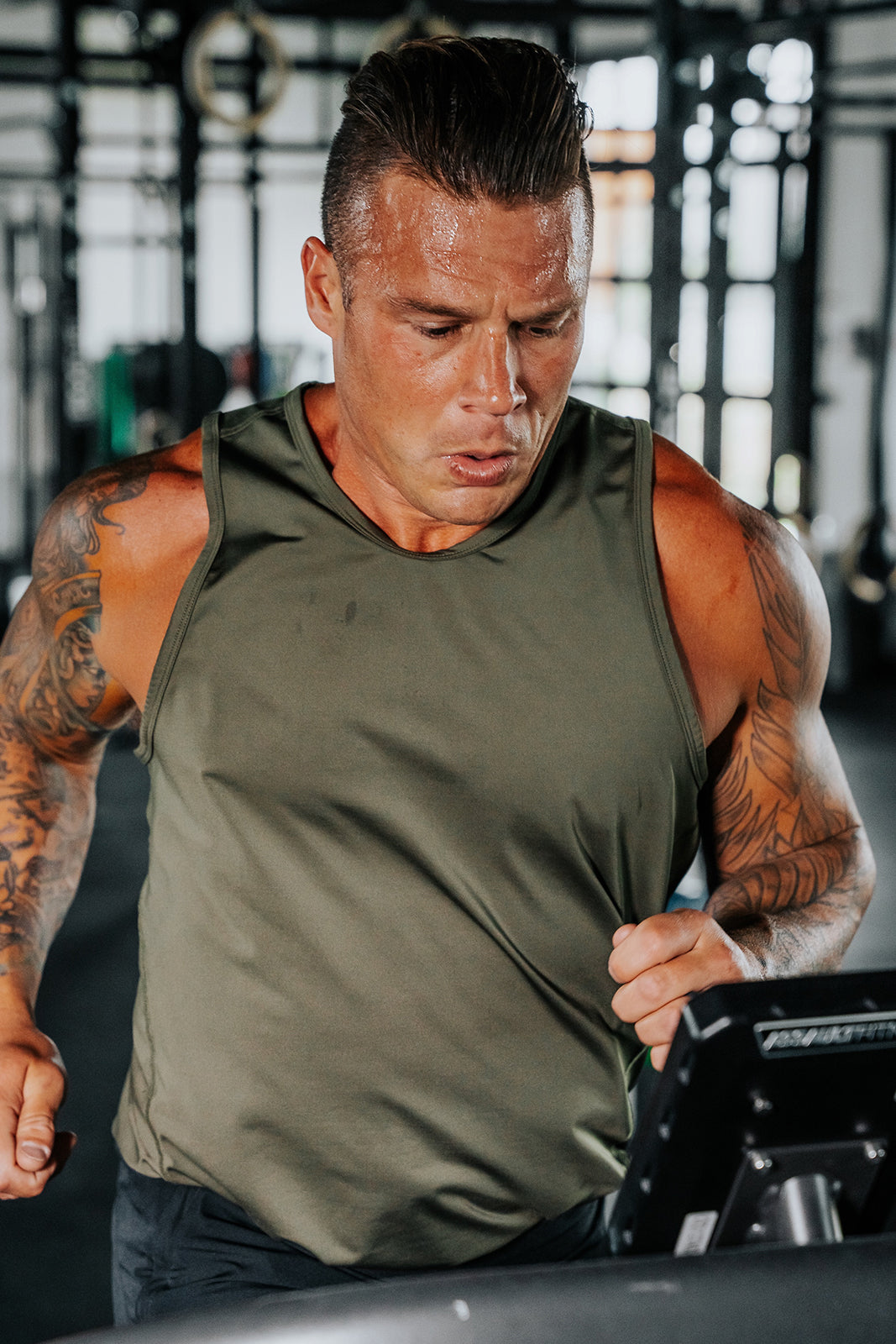 Baseline Series Tank