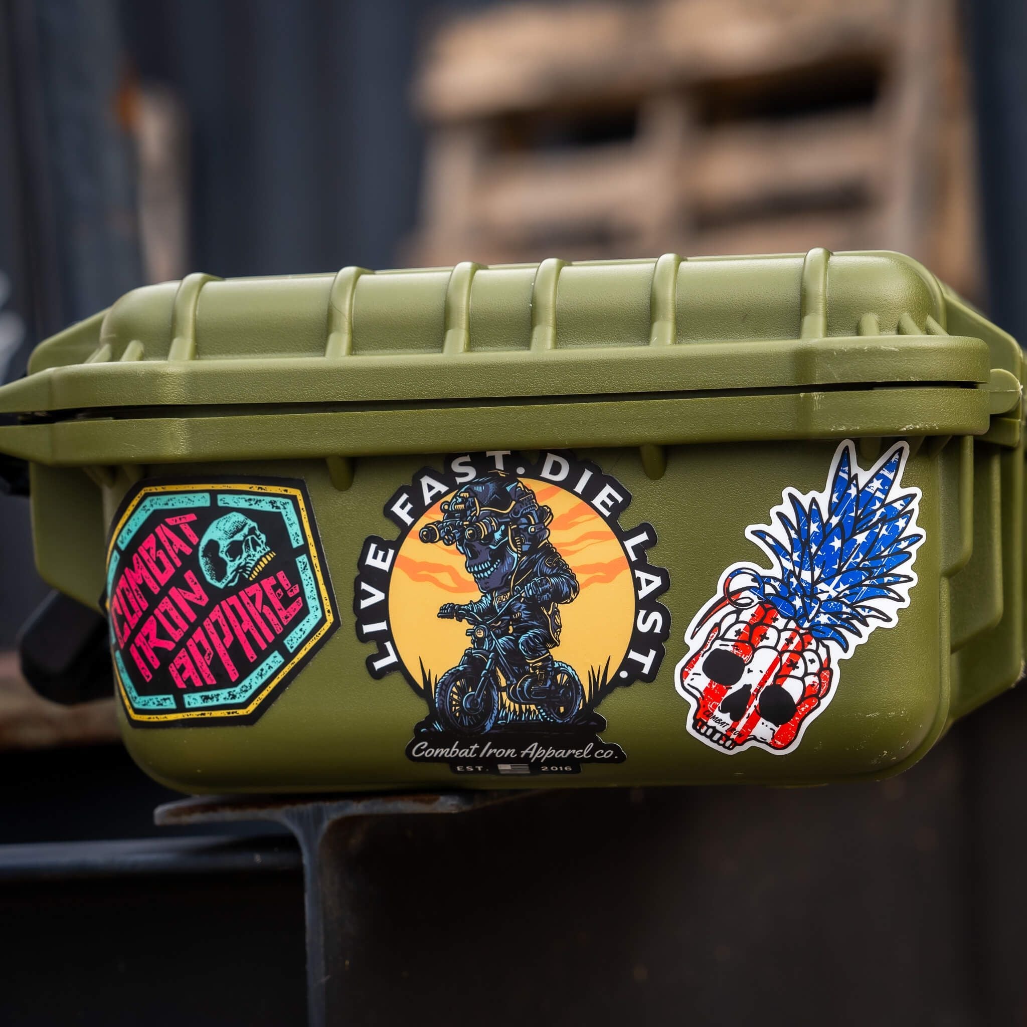 USA PATRIOTIC PINEAPPLE GRENADE DECAL