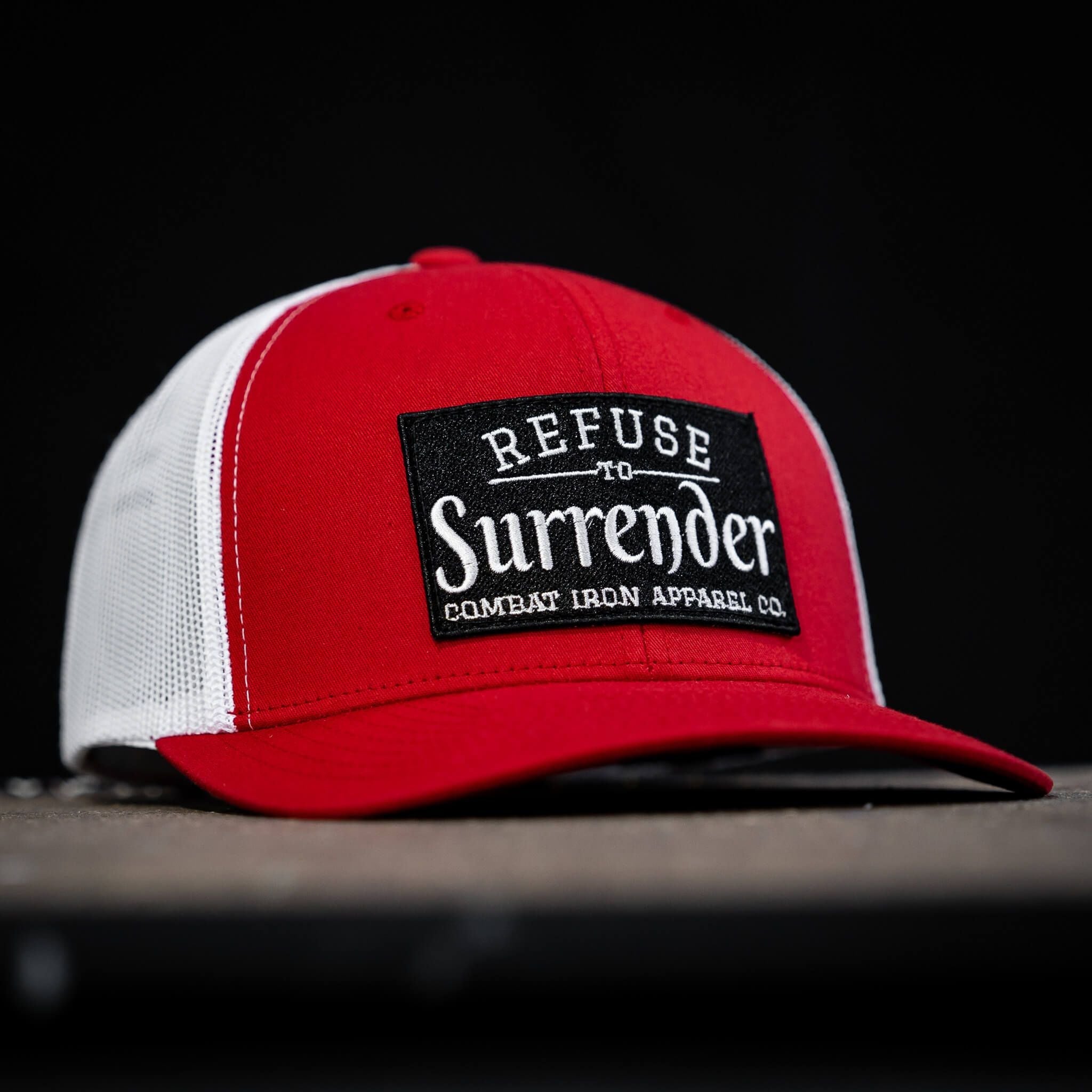 REFUSE TO SURRENDER BLACK/WHITE PATCH MID-PROFILE MESH SNAPBACK Hat