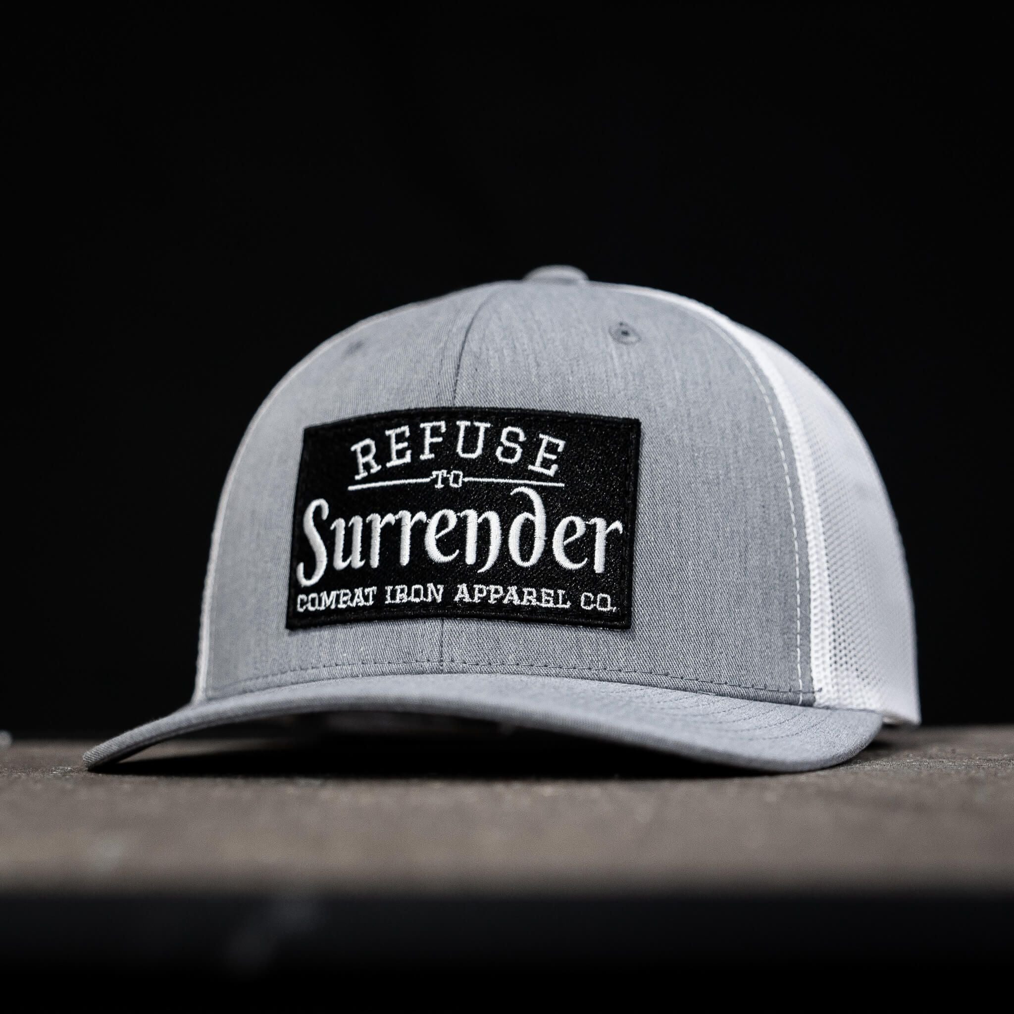 REFUSE TO SURRENDER BLACK/WHITE PATCH MID-PROFILE MESH SNAPBACK Hat