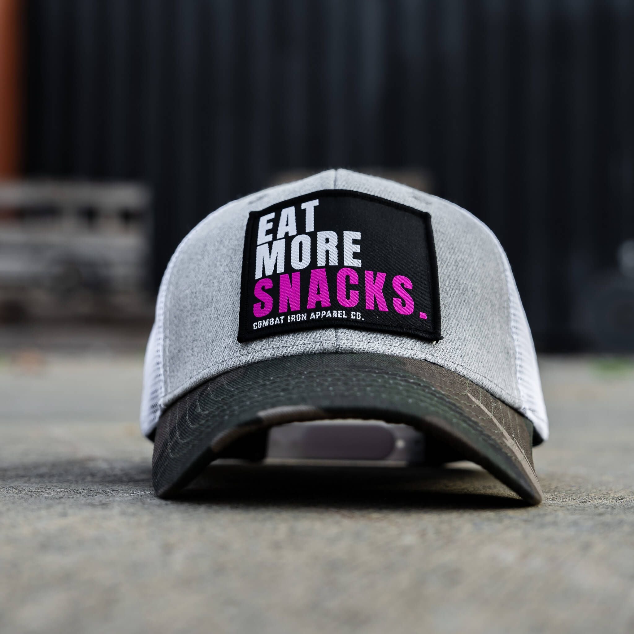 EAT MORE SNACKS Patch Snapback HAT