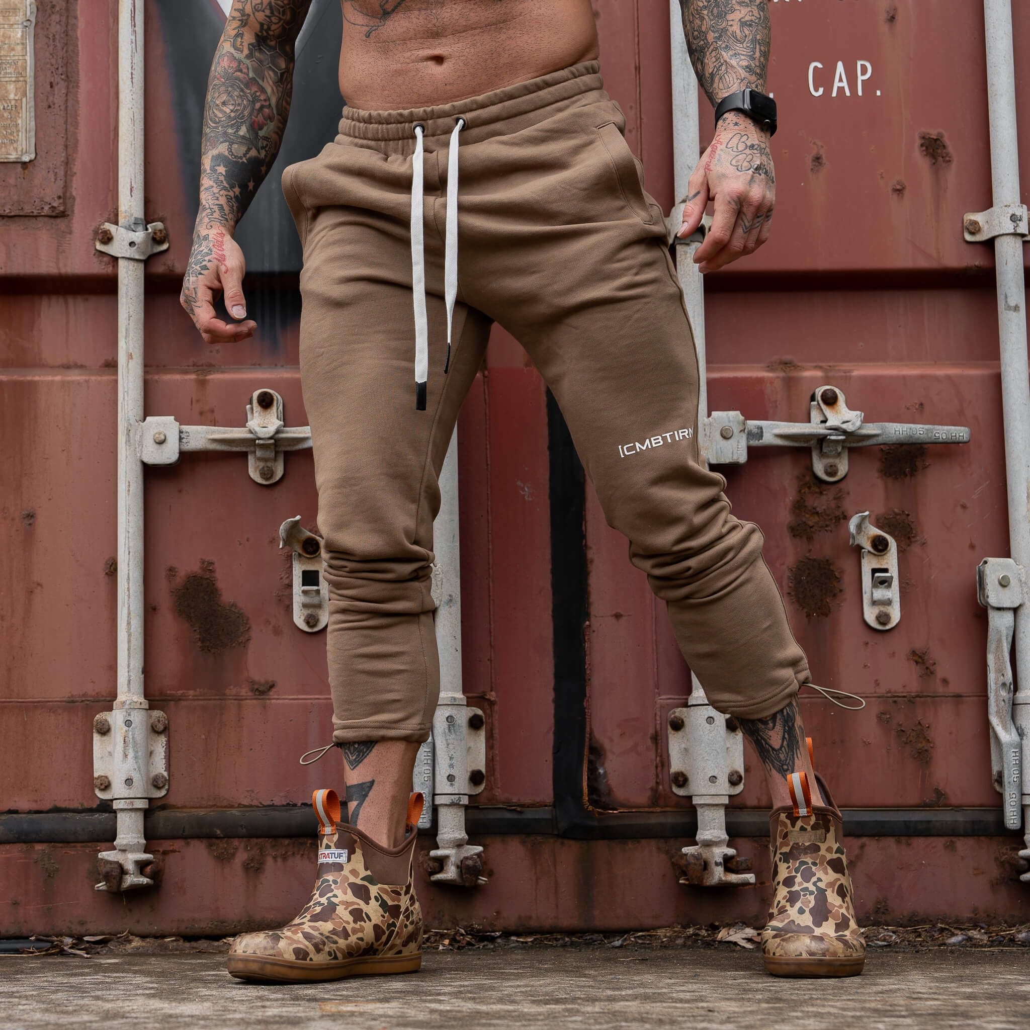 MEN'S PERFORMANCE ADJUSTABLE HEAVYWEIGHT JOGGERS | COYOTE BROWN