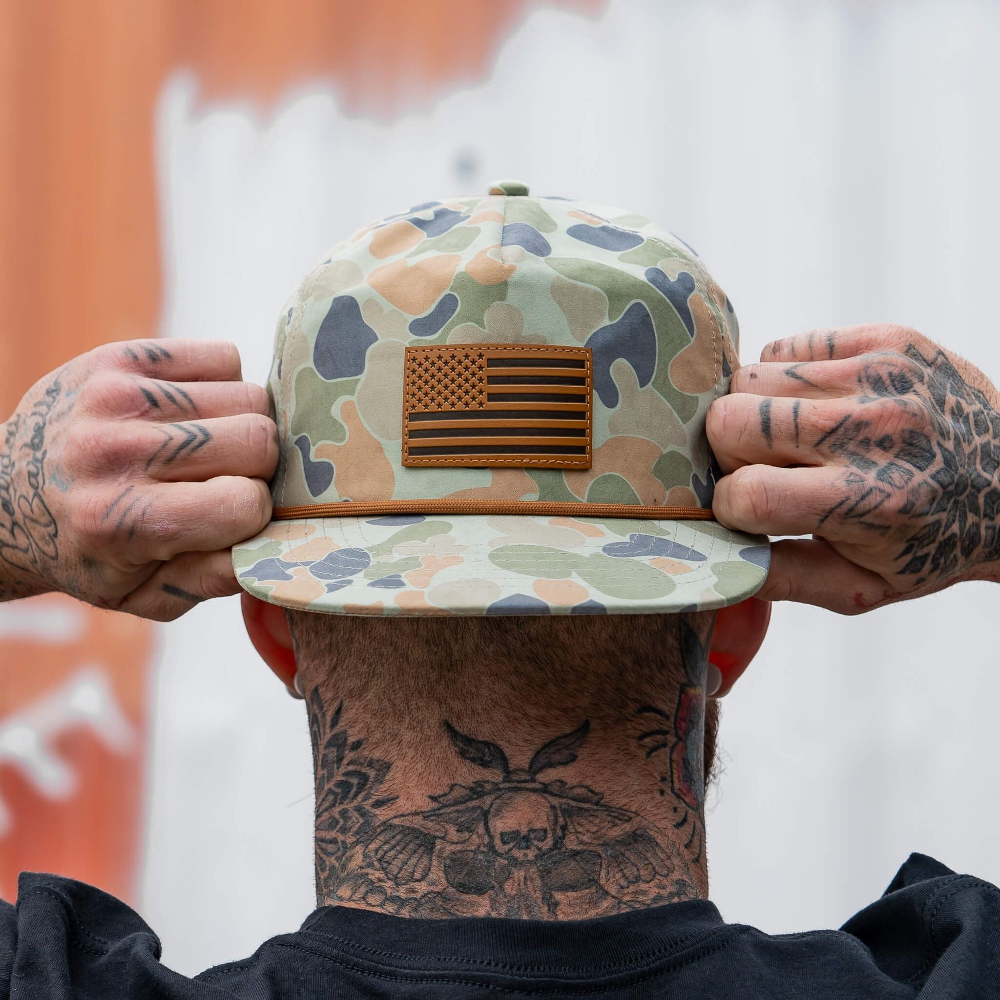 AMERICAN FLAG PATCH CRUSHABLE ROPE SNAPBACK | FROGSKIN DUCK CAMO HAT