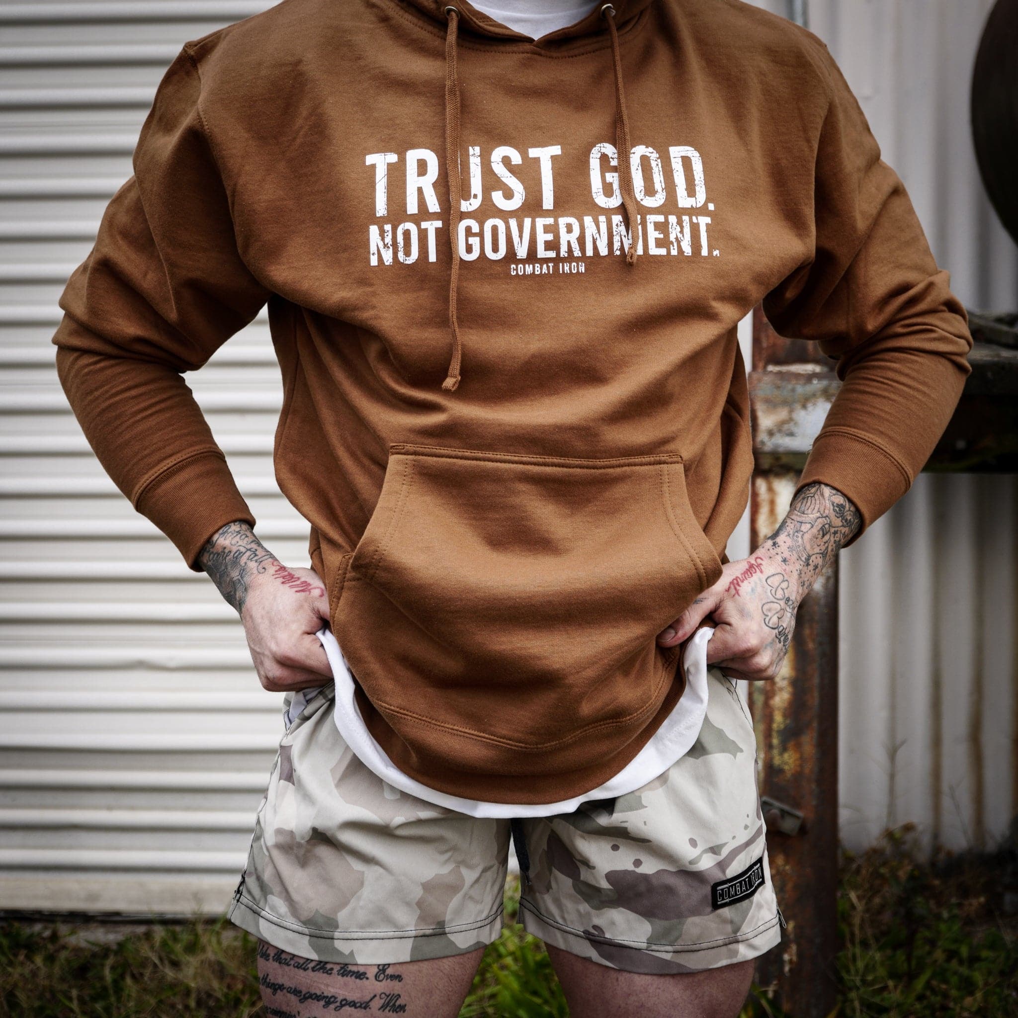 TRUST GOD. NOT GOVERNMENT. MEN'S MIDWEIGHT HOODIE