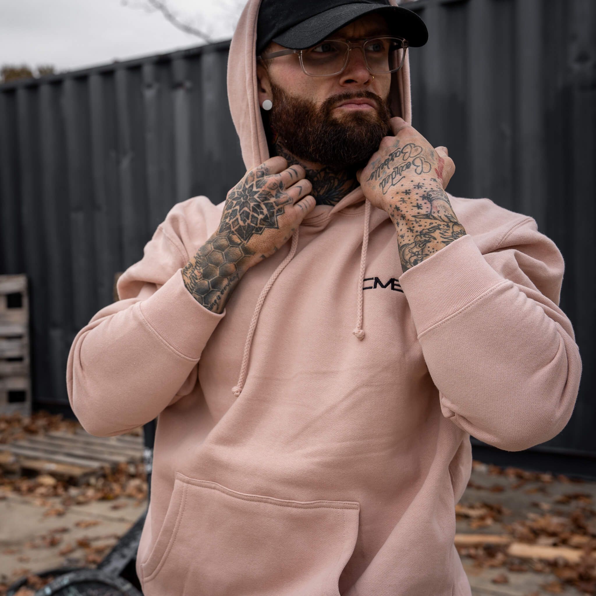 MEN'S HEAVYWEIGHT CMBT FLEECE HOODIE | DUSTY PINK