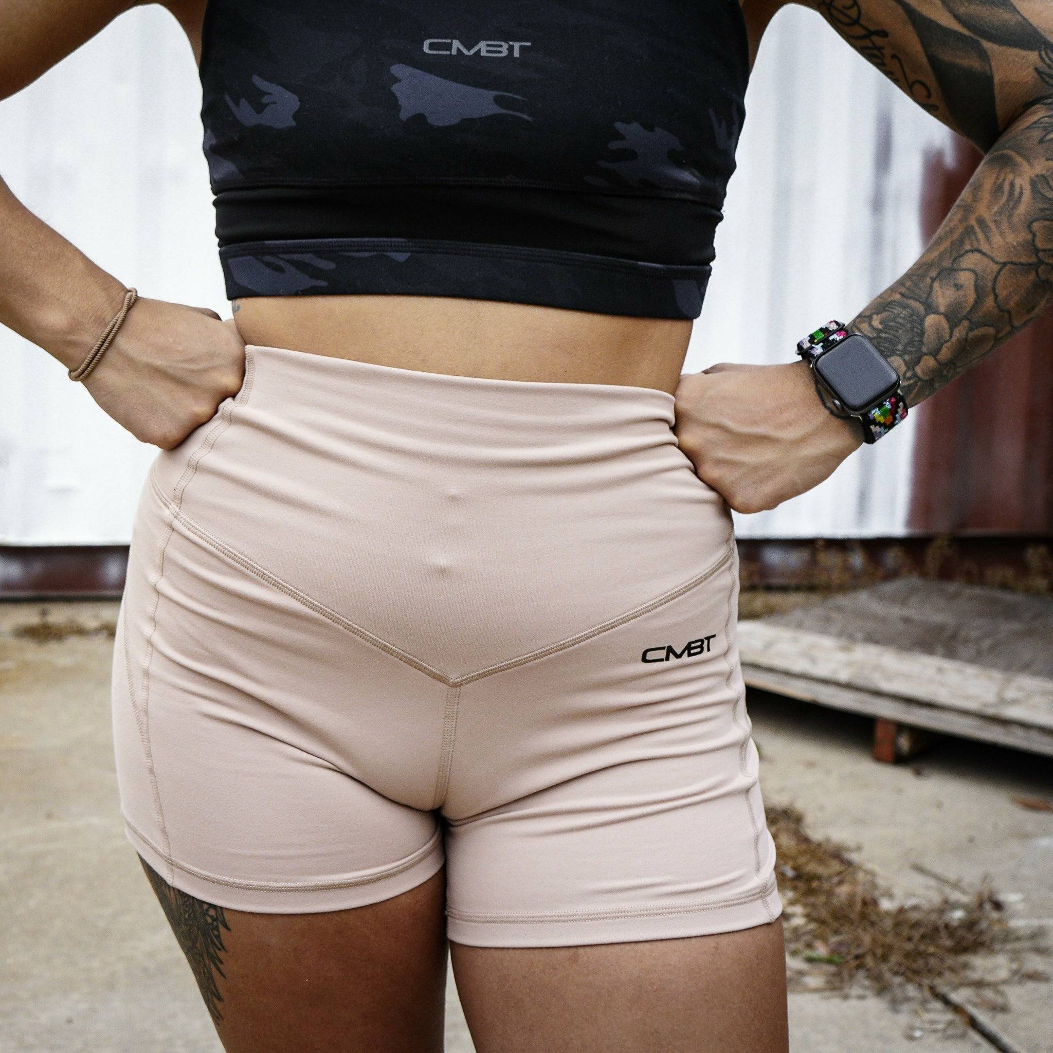 DAMEN LUXUS-SHORTS MIT HOHEM BUND