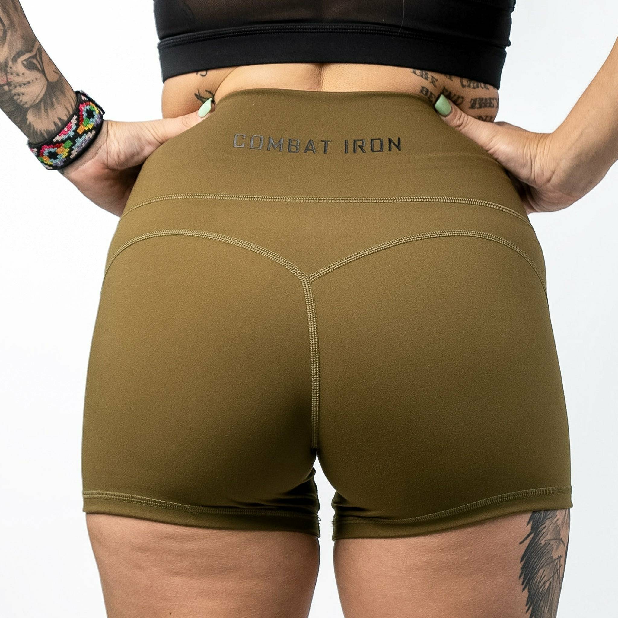 DAMEN LUXUS-SHORTS MIT HOHEM BUND