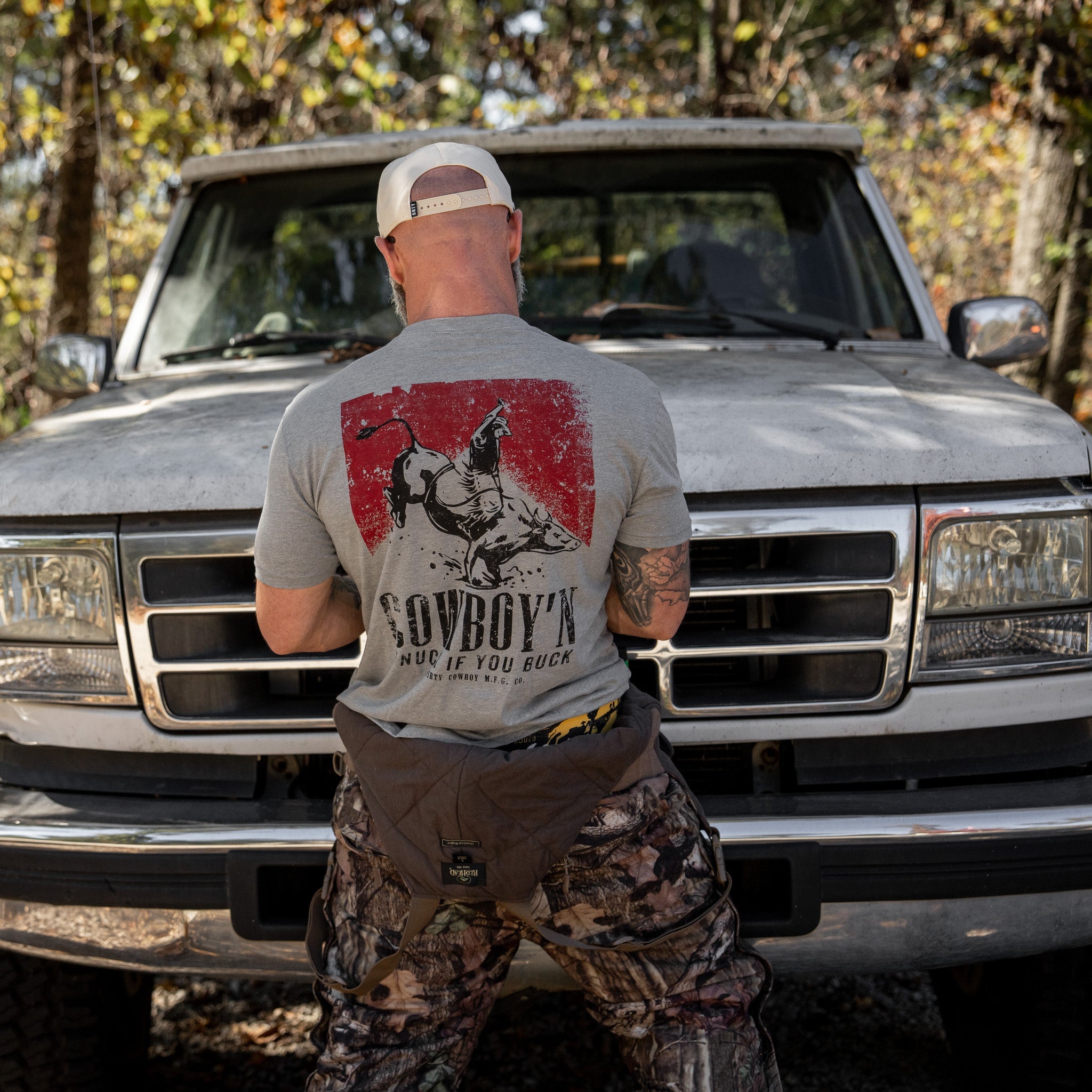 Cowboy'n | Knuck If You Buck Men's T-Shirt