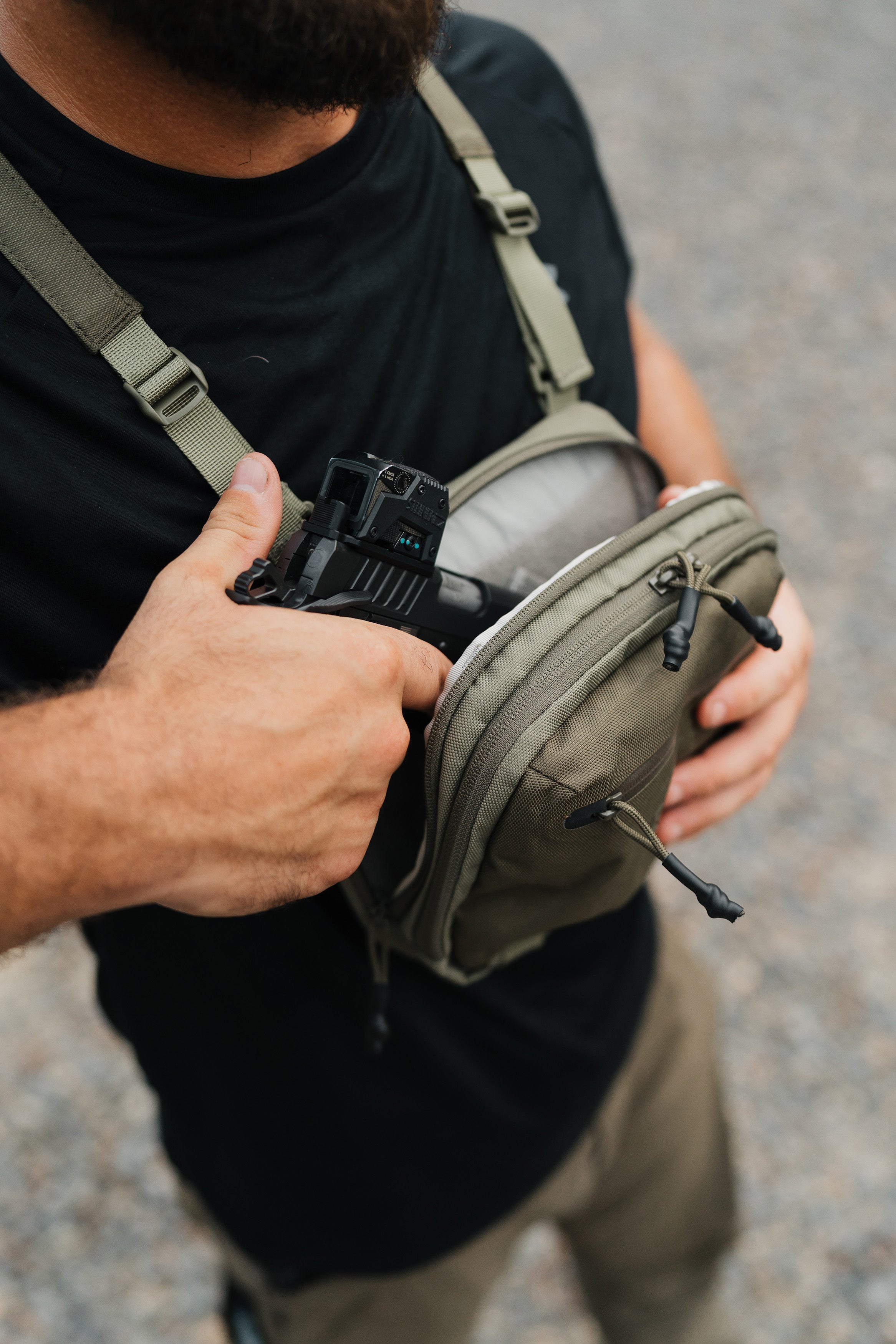 TRAILGUARD Brusttasche für verdecktes Tragen