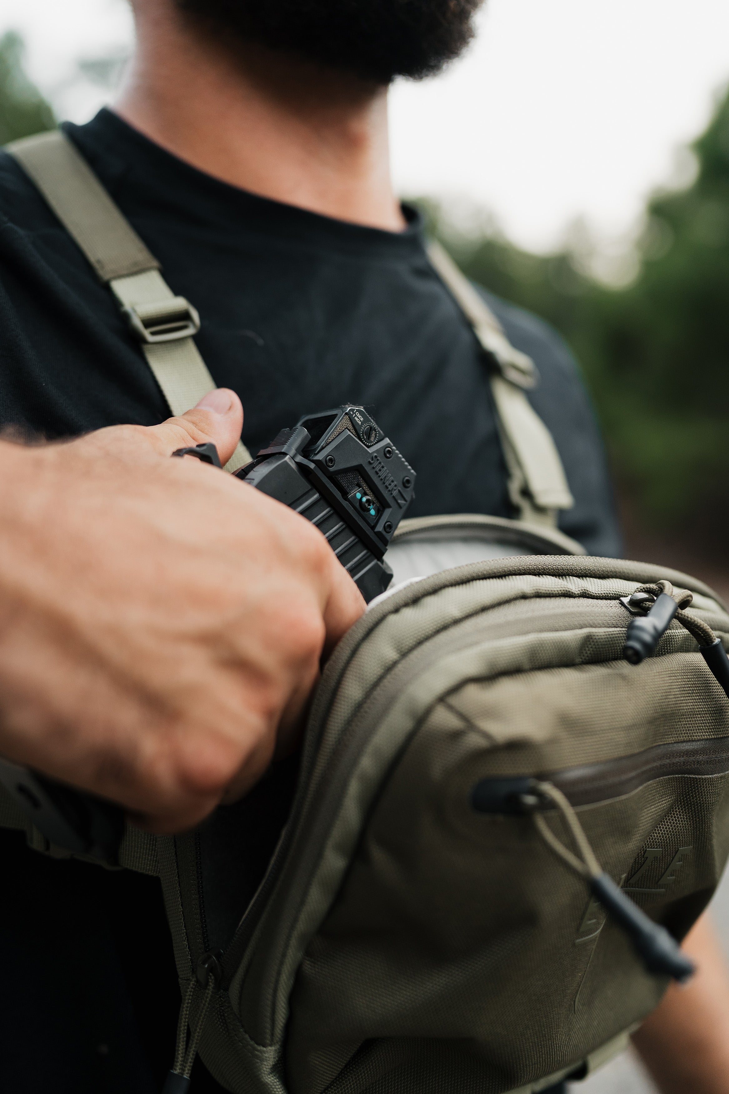 TRAILGUARD Brusttasche für verdecktes Tragen