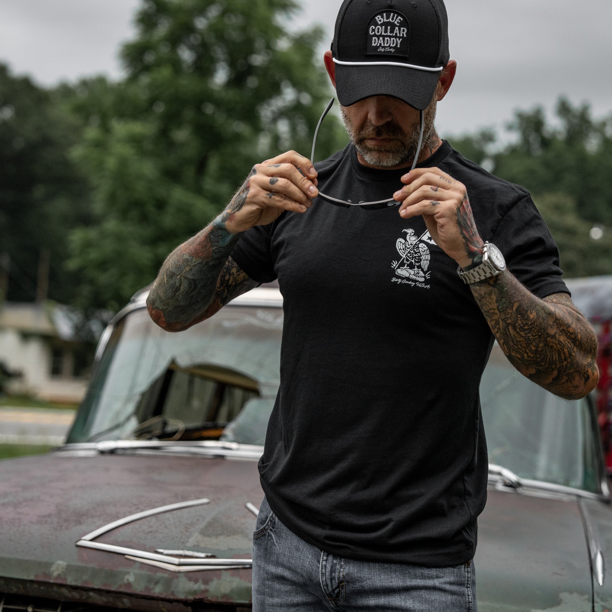 Fight Don't Fold Men's T-Shirt