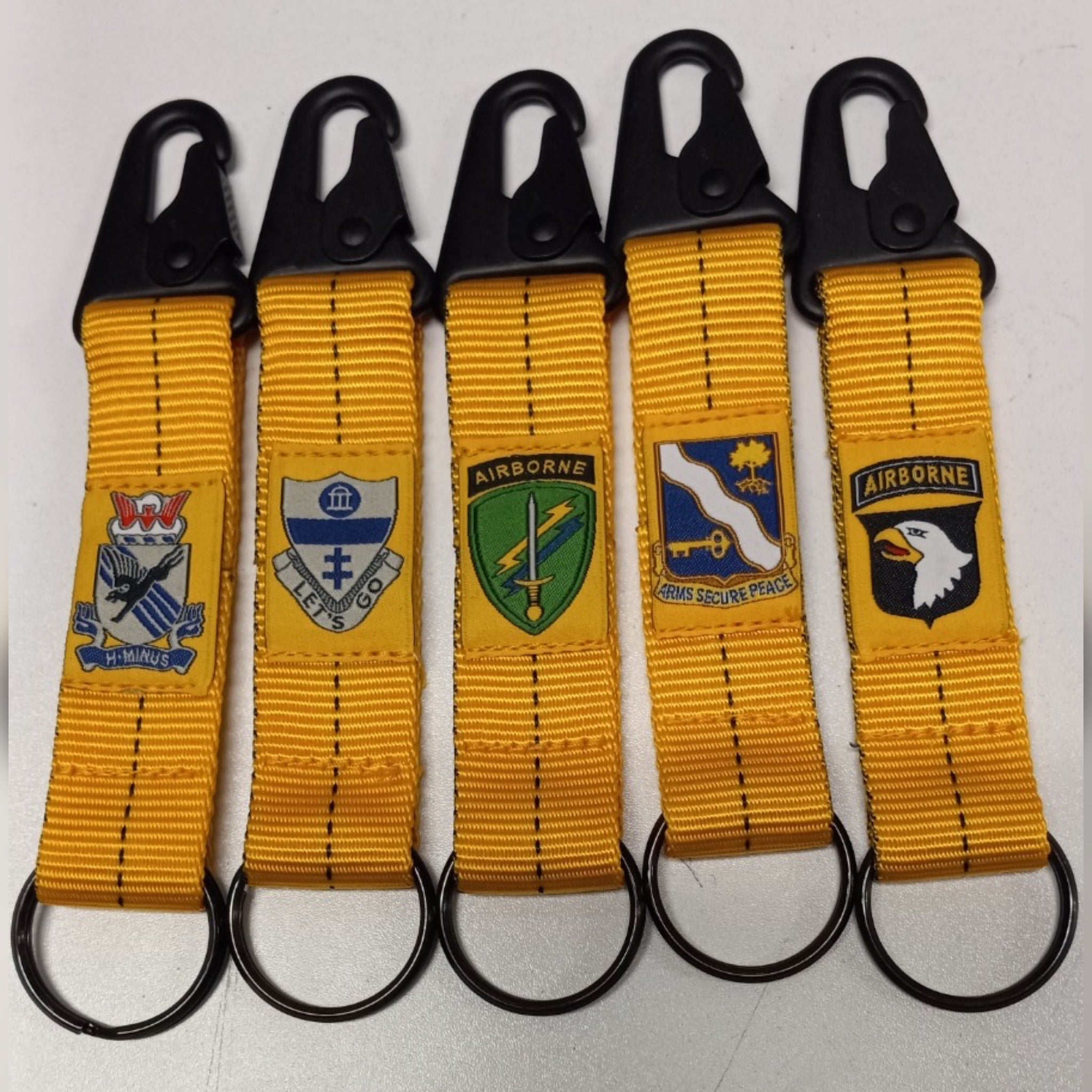 4-in-the-Hand Static Line Lanyard Keychain