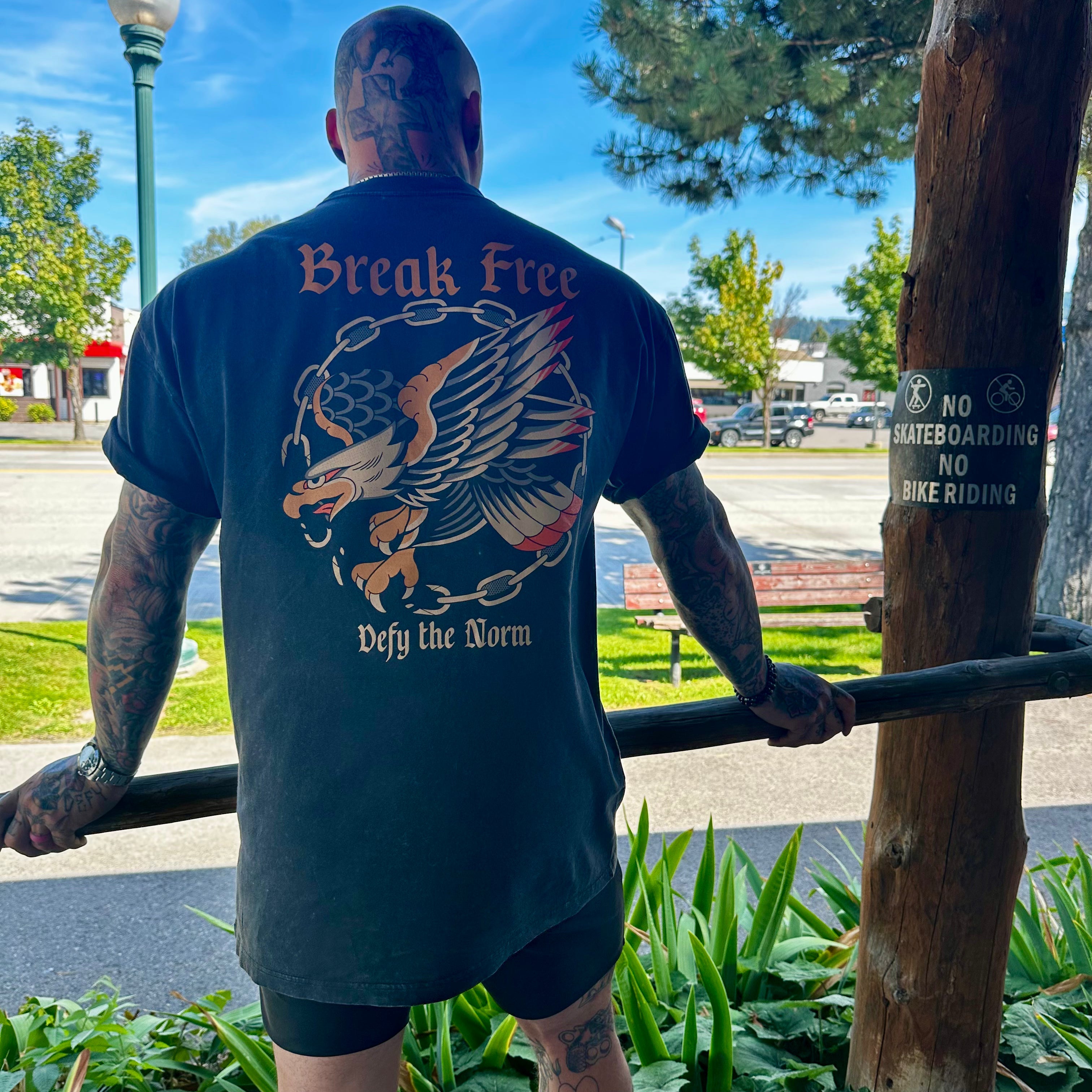 Break Free - Oversize Boxy Tee