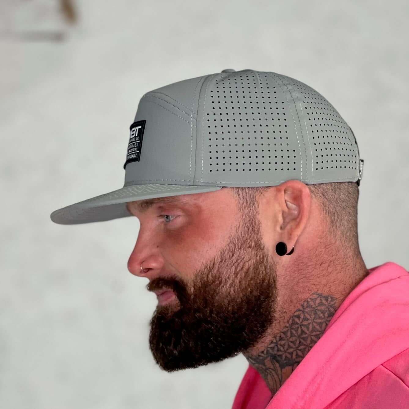 CMBT PRO PERFORMANCE HYBRID HAT