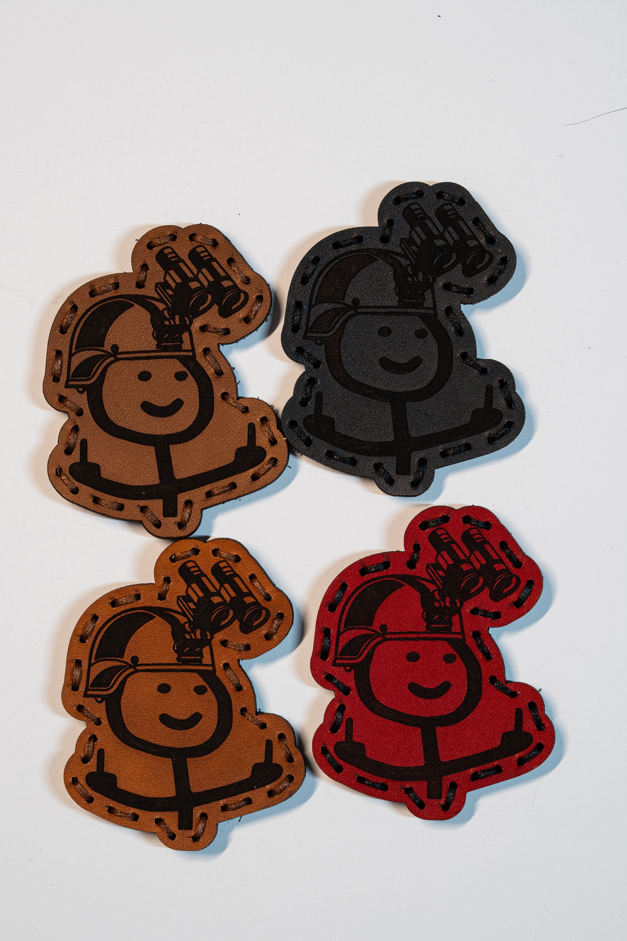 PARCHE DE CUERO DE SR. TRAVIESO ASIENTE