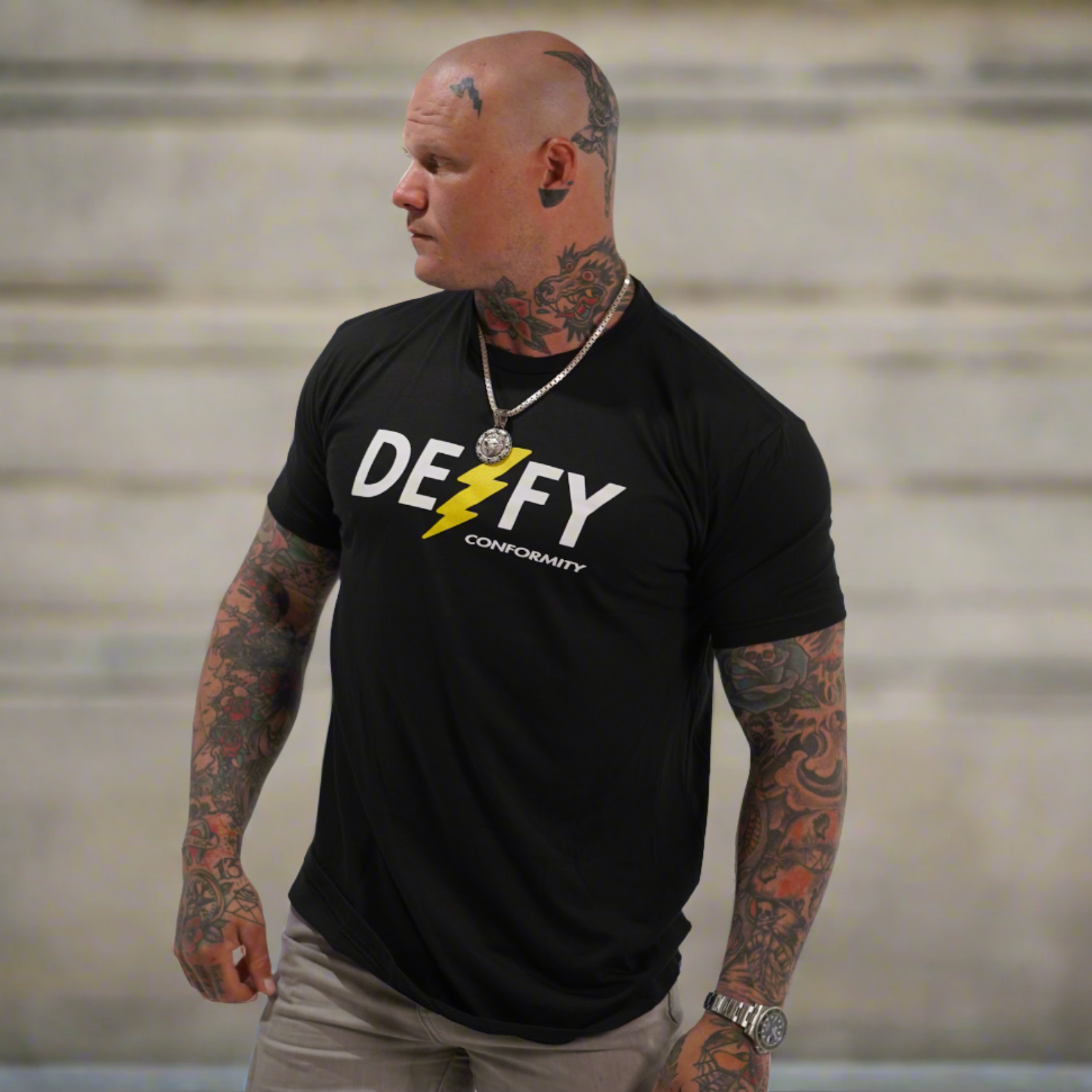 DEFY CONFORMITY BOLT TEE