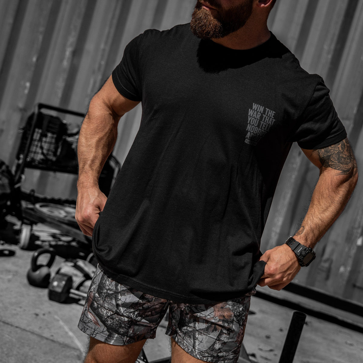 Win The War You Tell Nobody About Herren T-Shirt