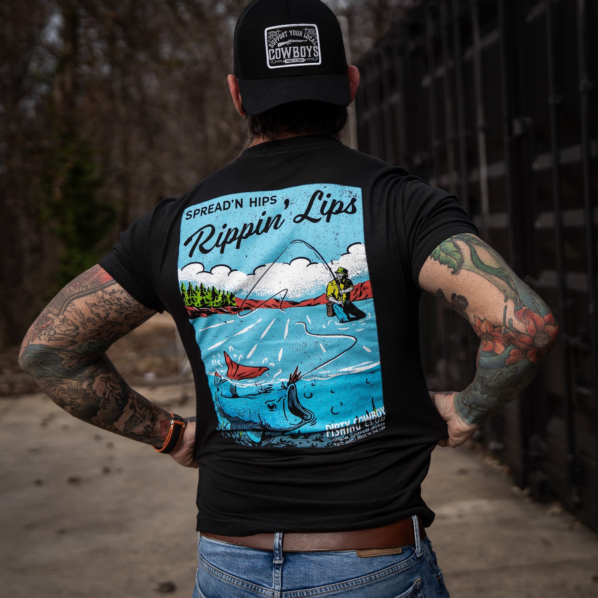 Spread'n Hips, Rippin' Lips Fishing Club Men's T-Shirt