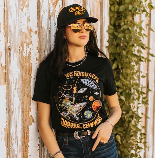 “COWGIRL HAT” COWBOY REVOLUTION BLACK TRUCKER HAT