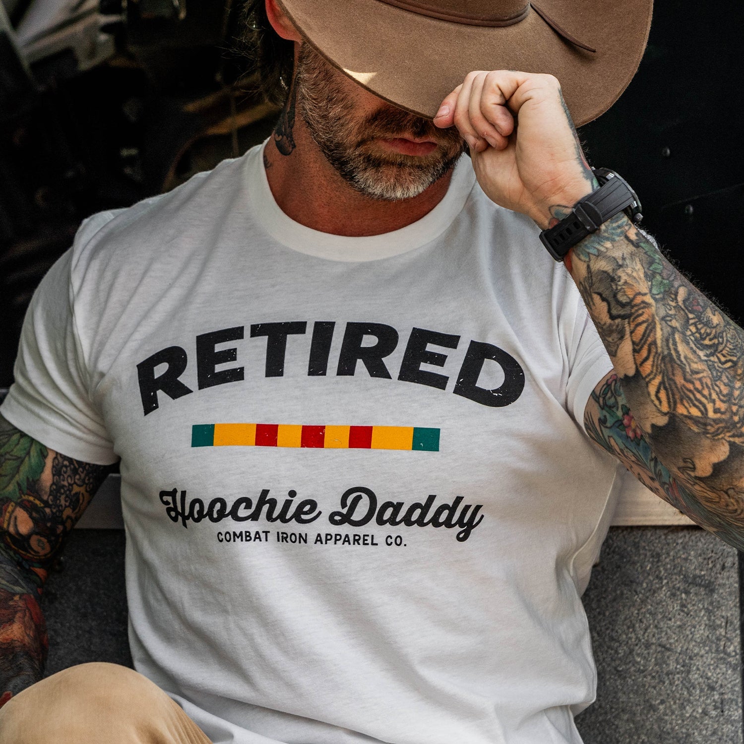 Retired Hoochie Daddy Veteran Ribbons Men's T-Shirt