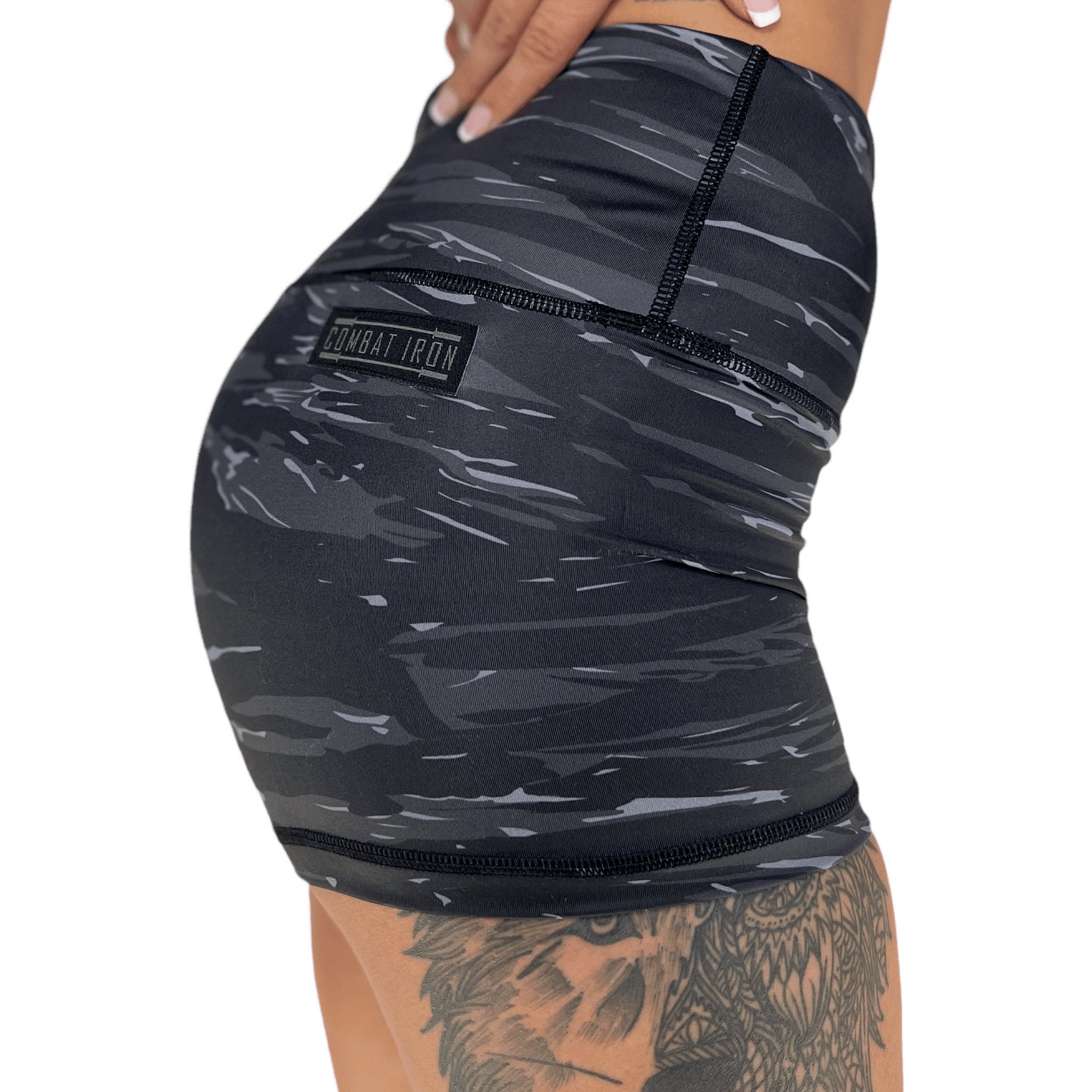 LADIES V2 MID-WAIST PERFORMANCE TRAINING SHORTS